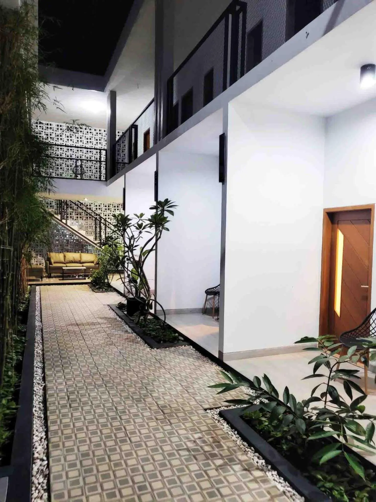 Garden in Cabin15 - Syariah