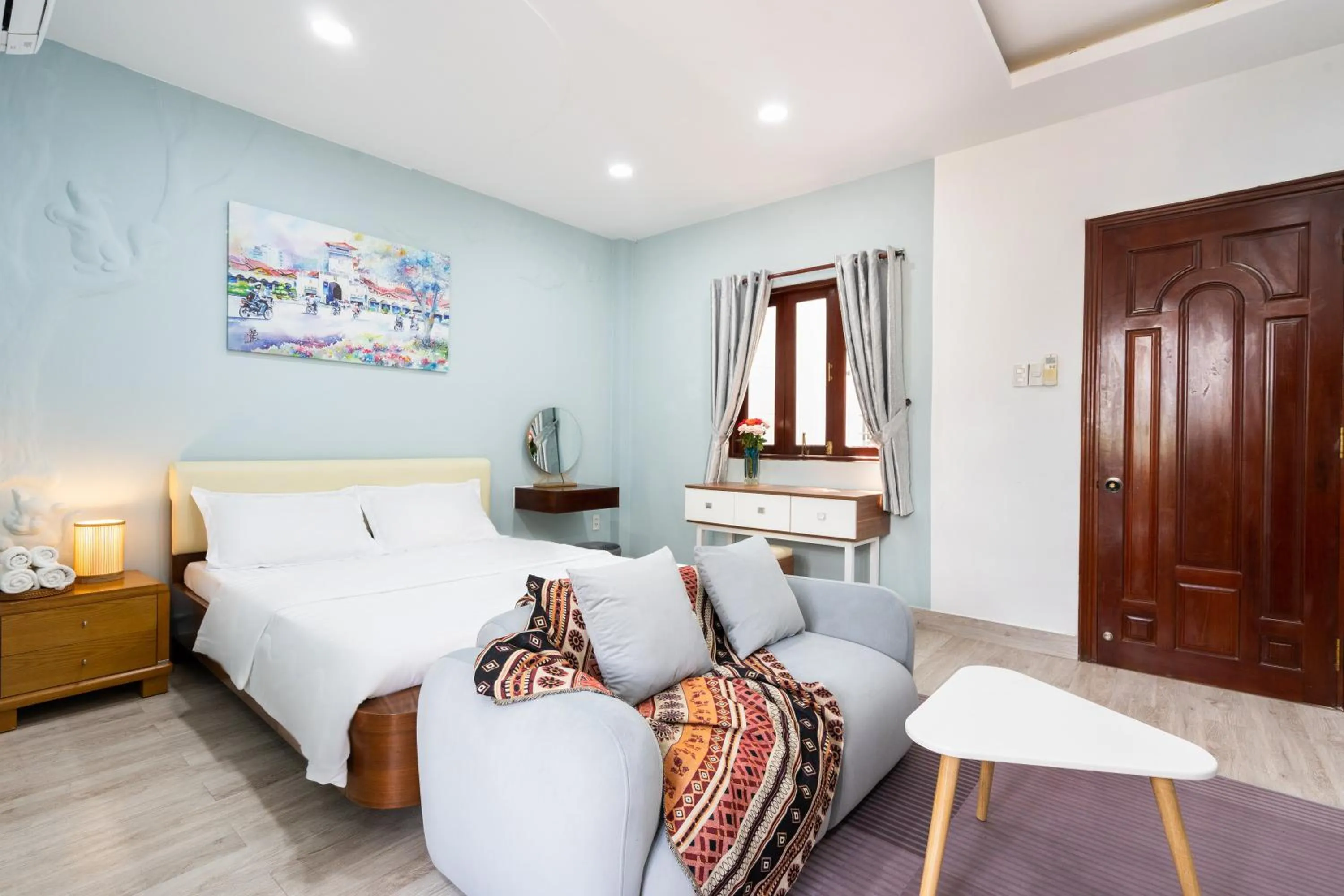 Bed in The Lovenote Home