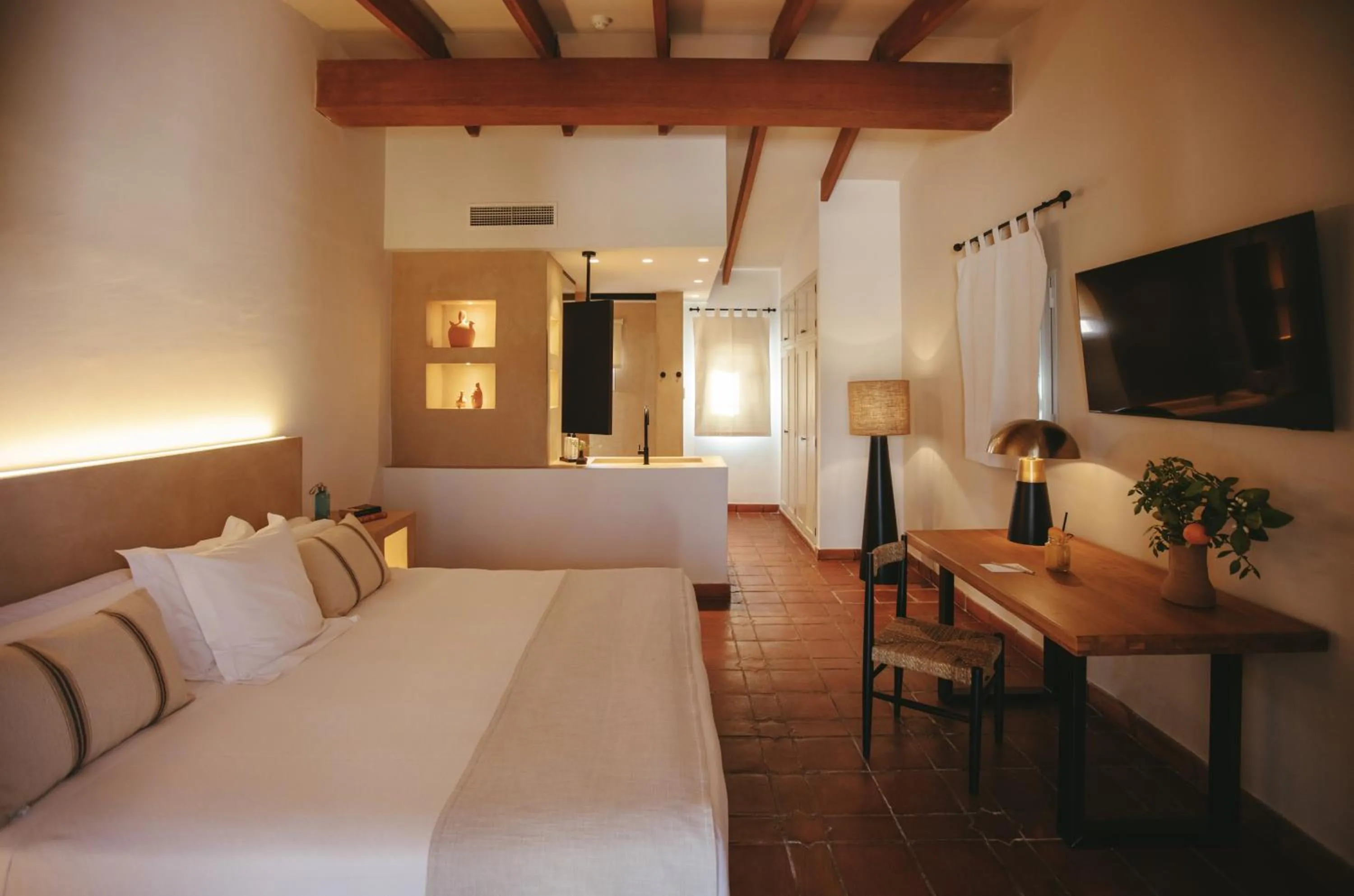 Bed in Can Arabí - Adults Only