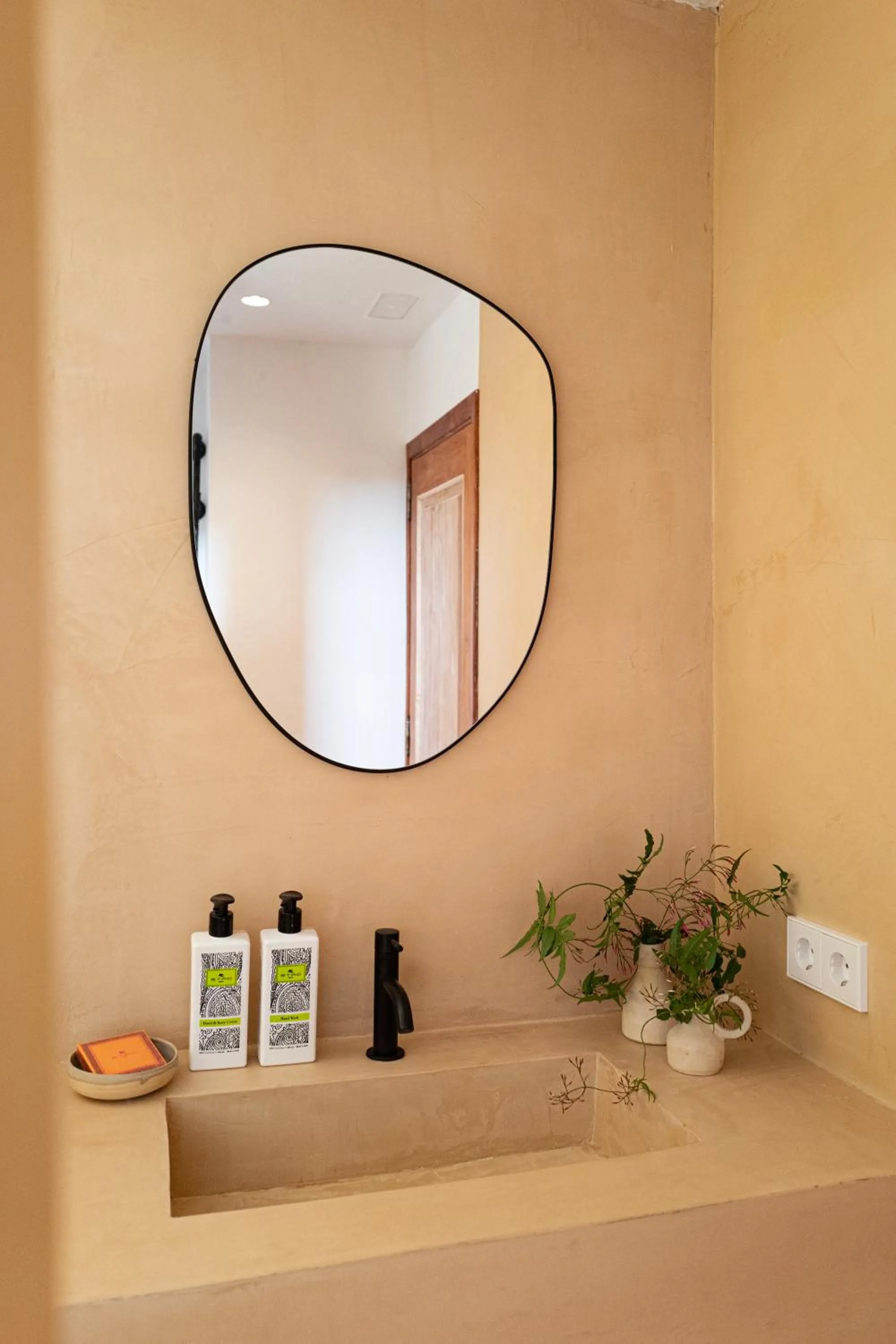 Can Arabí - Adults Only