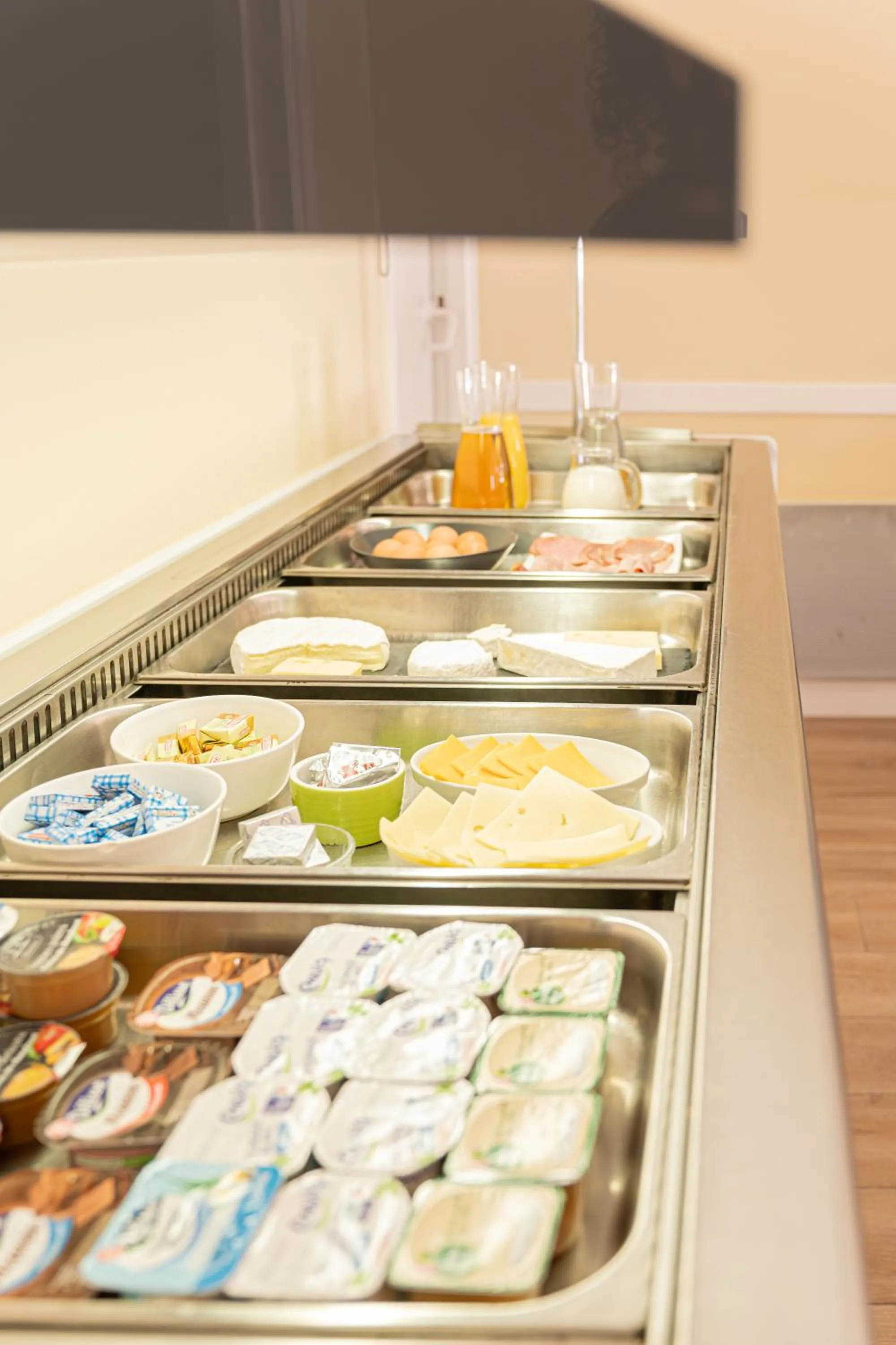 Restaurant/places to eat in Hôtel de la Mairie