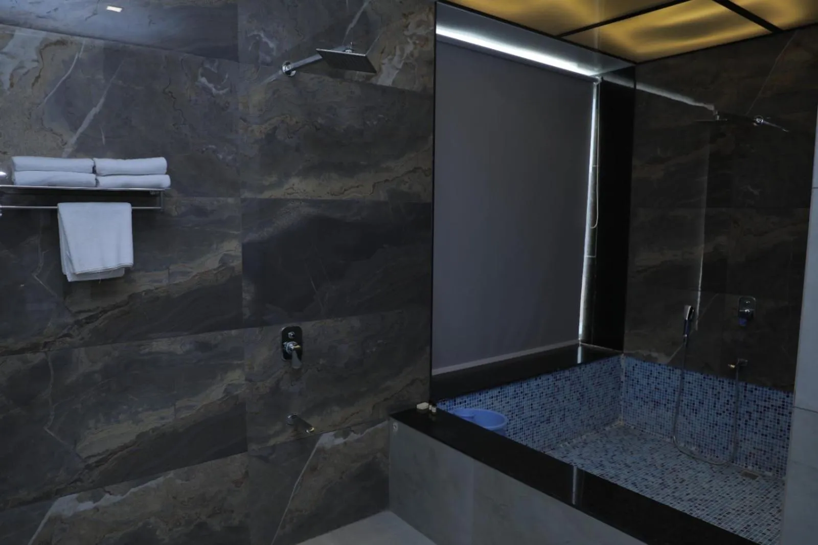 Shower in IMAGICA RESORTS