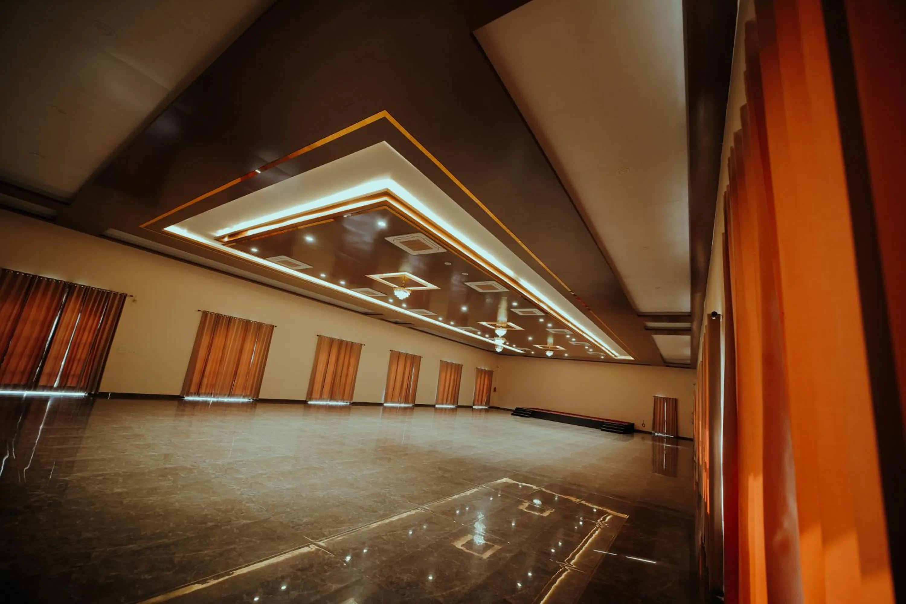 Banquet/Function facilities in IMAGICA RESORTS