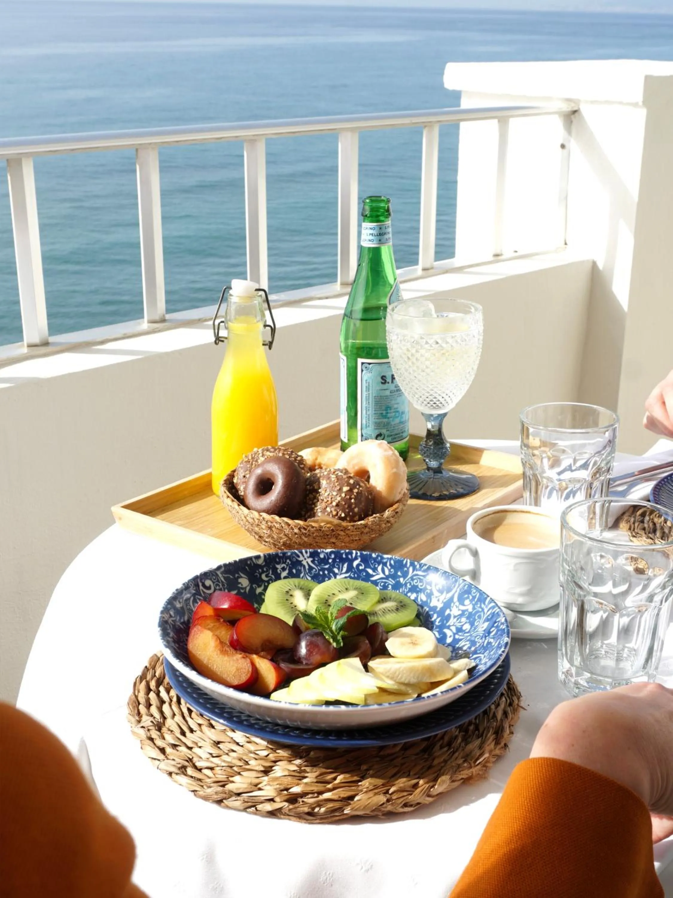 Summer in FAY Victoria Beach