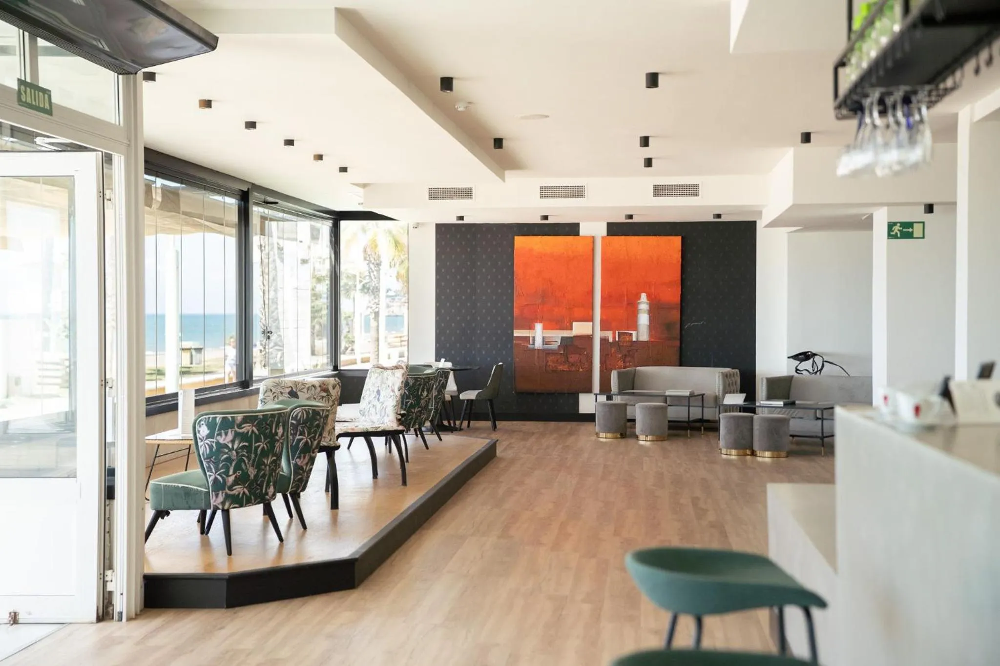 Area and facilities in FAY Victoria Beach