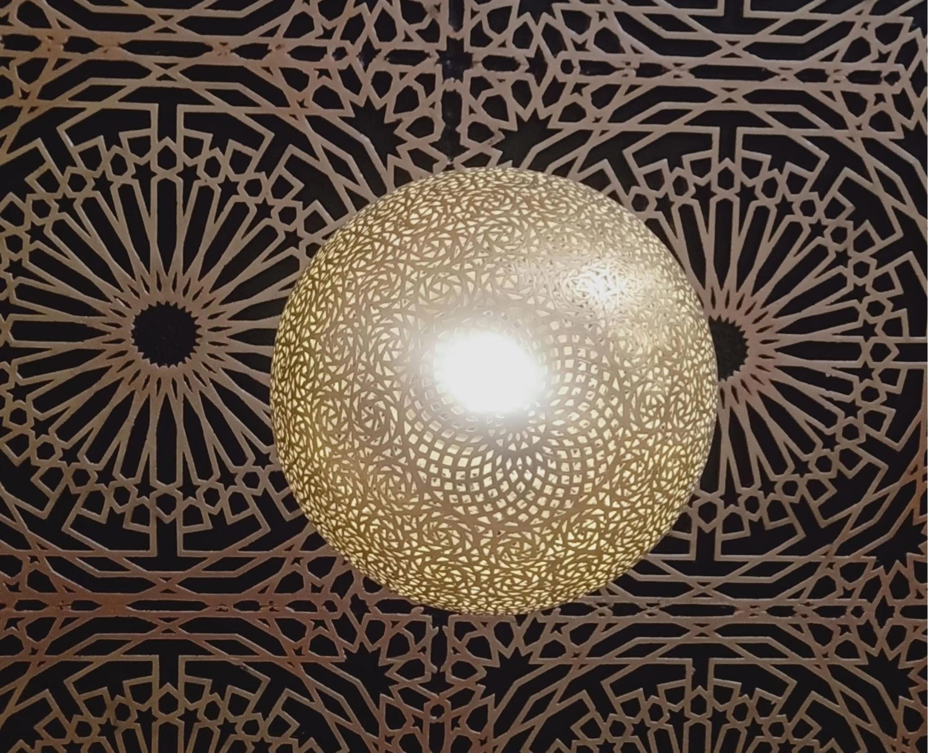 Decorative detail in Yakout Merzouga Luxury Camp