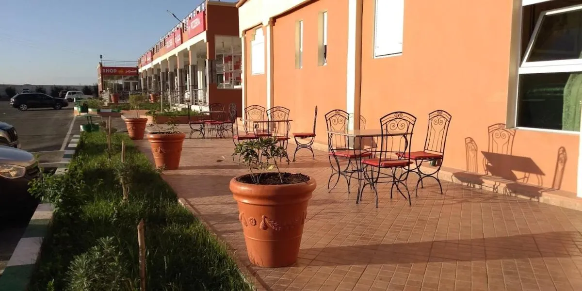 Garden in HOTEL LA POMME ZAIDA