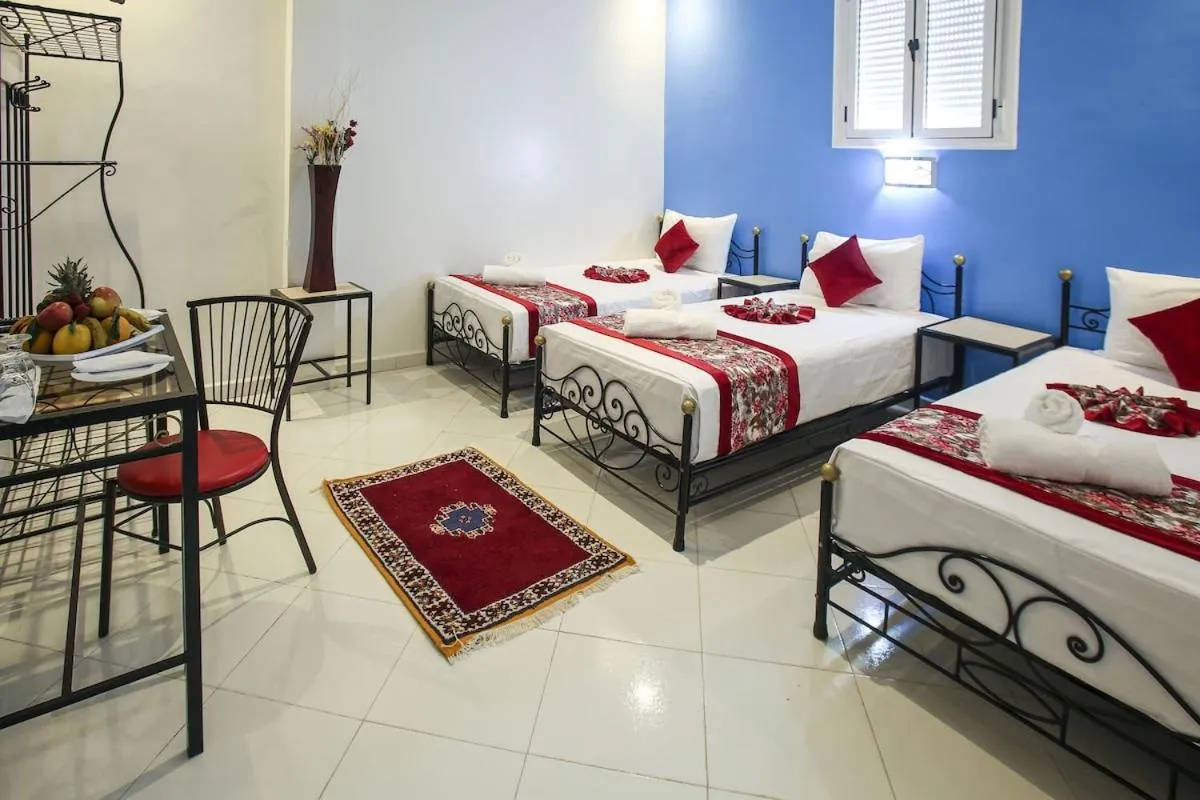 Bedroom, Bed in HOTEL LA POMME ZAIDA