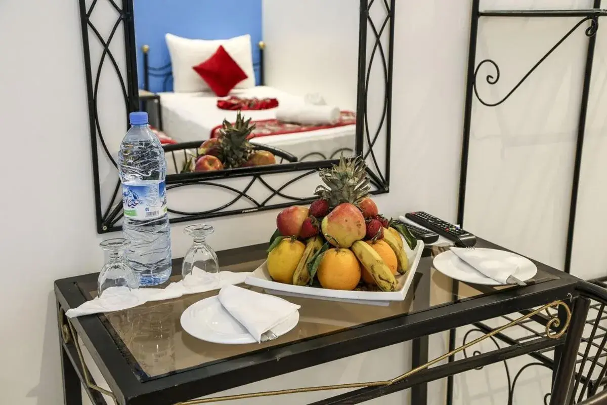 Double Room in HOTEL LA POMME ZAIDA Double Room in HOTEL LA POMME ZAIDA