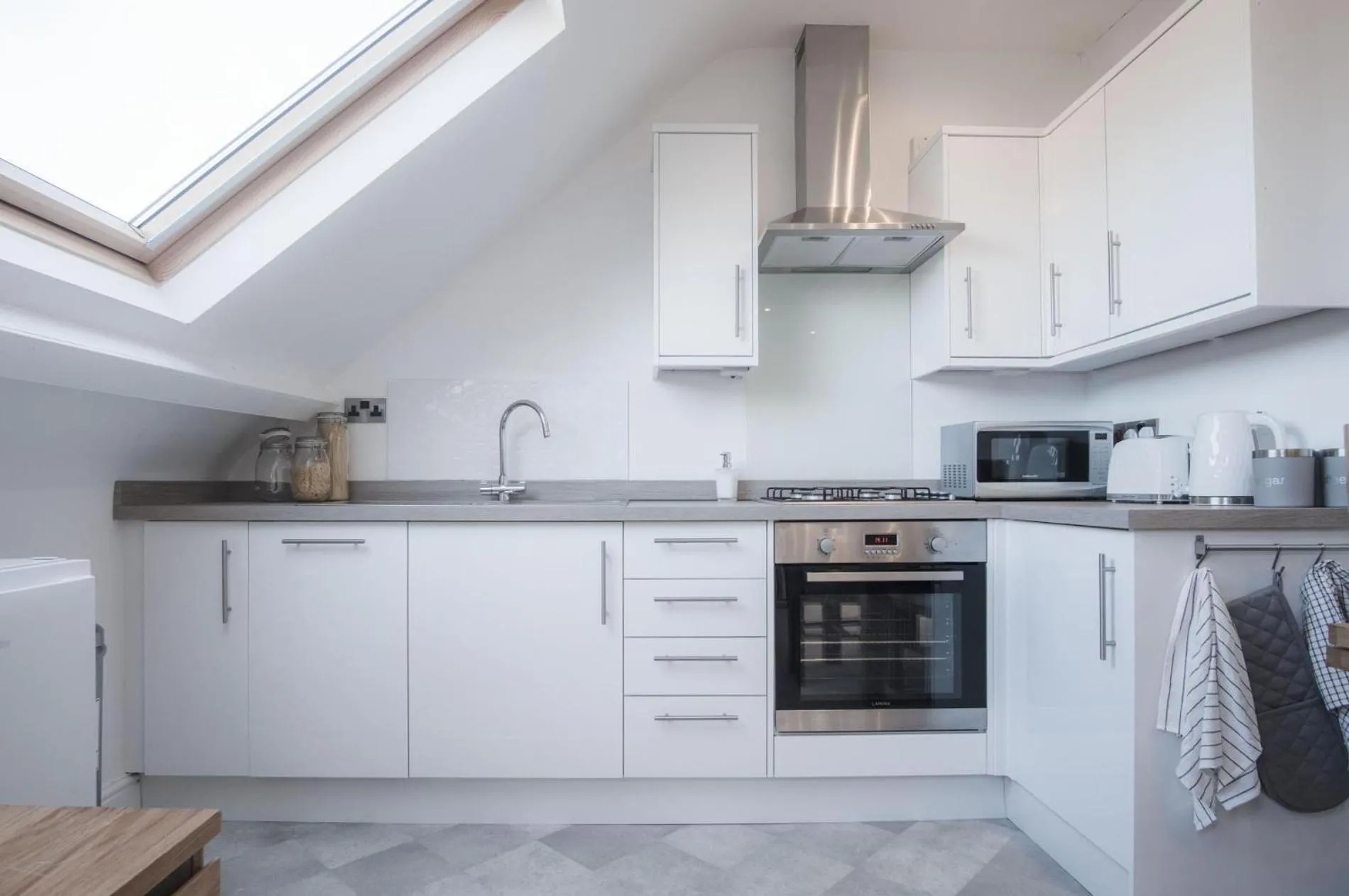 Floor plan in Skylark - 2 Bedroom Apartment - Tenby