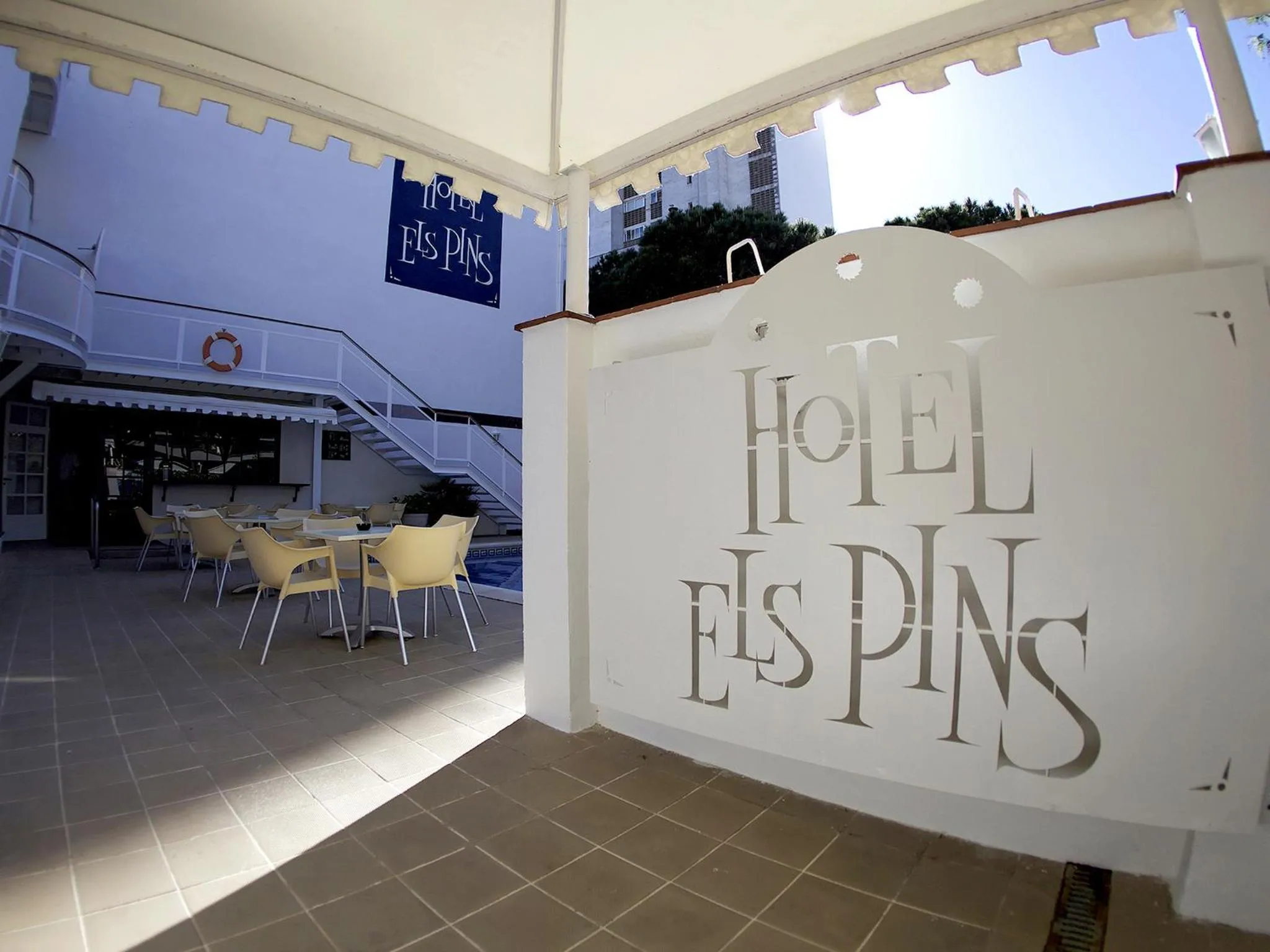 Facade/entrance in Hotel Els Pins