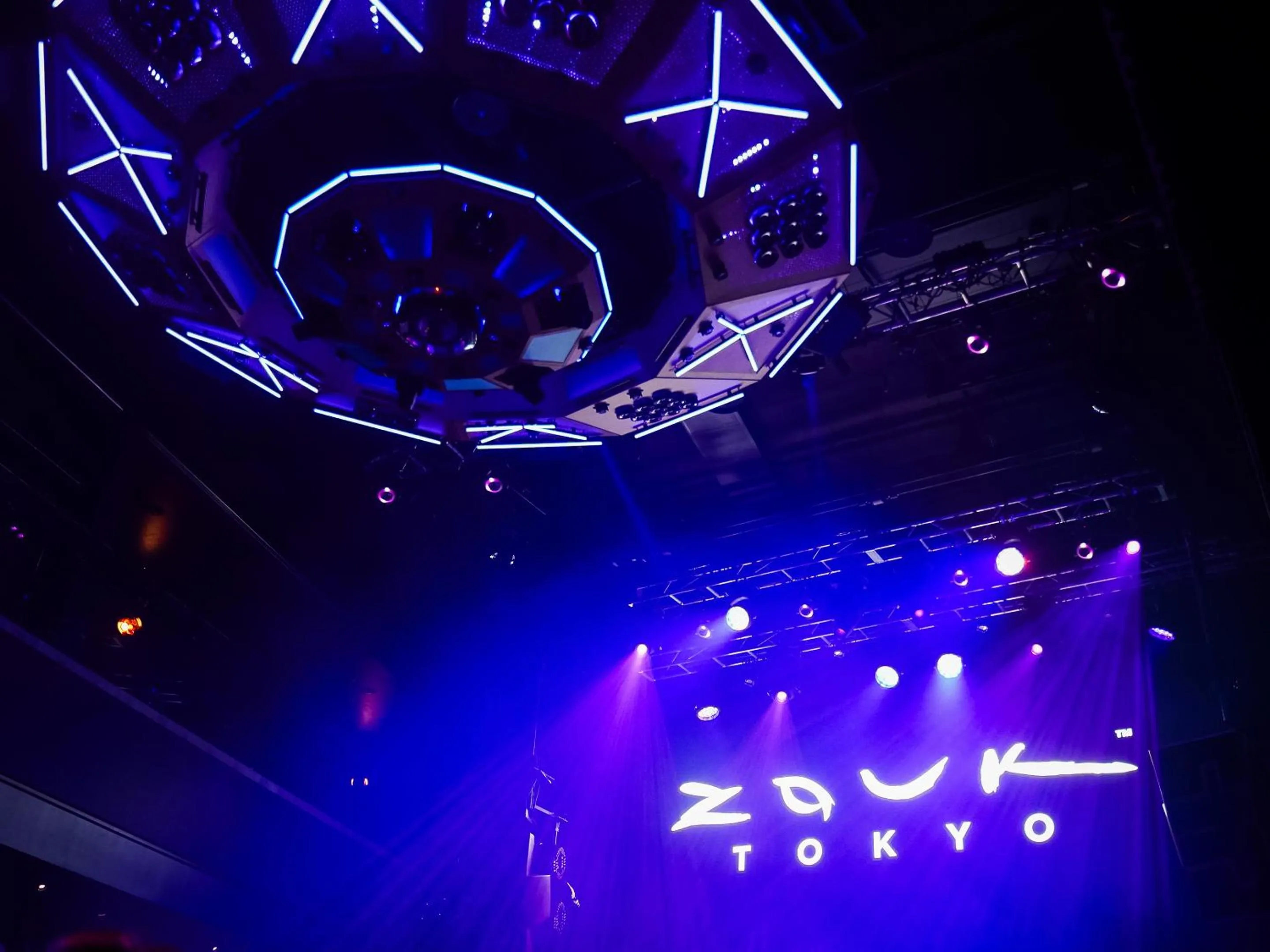 Nightclub / DJ in GINZA HOTEL by GRANBELL