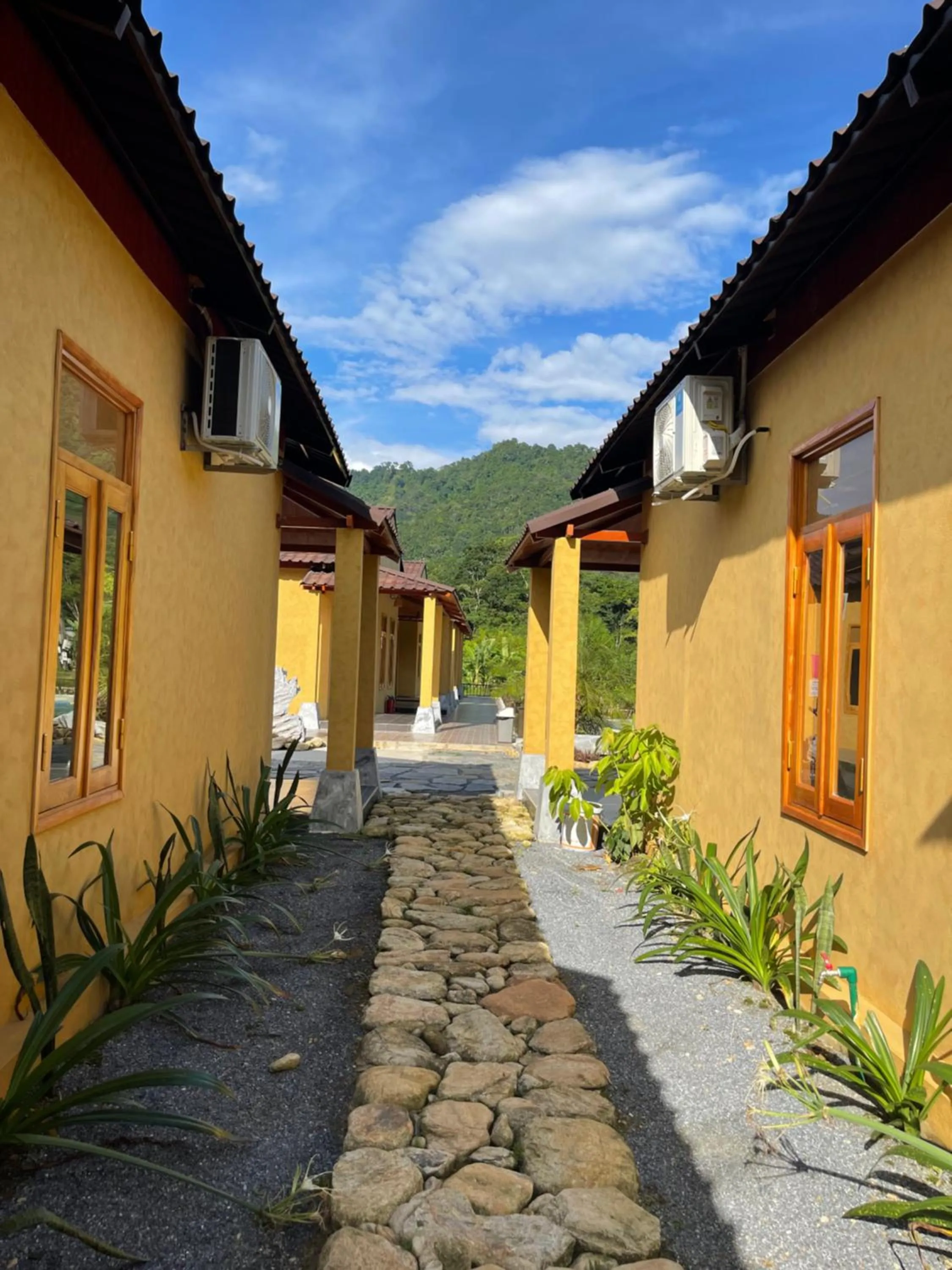 Property building in Sky Bay Lodge