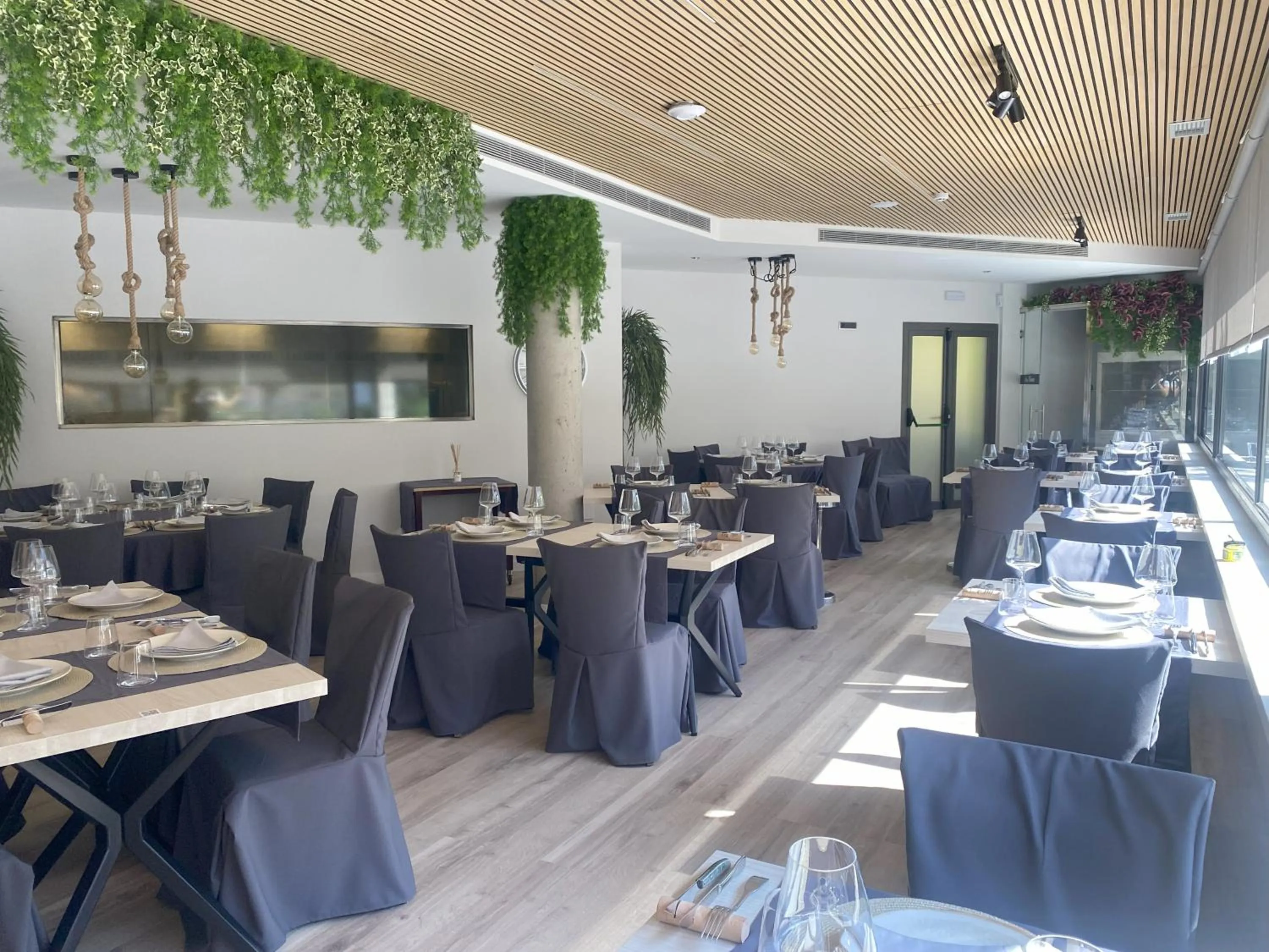 Restaurant/places to eat in Hotel Palau de Girona