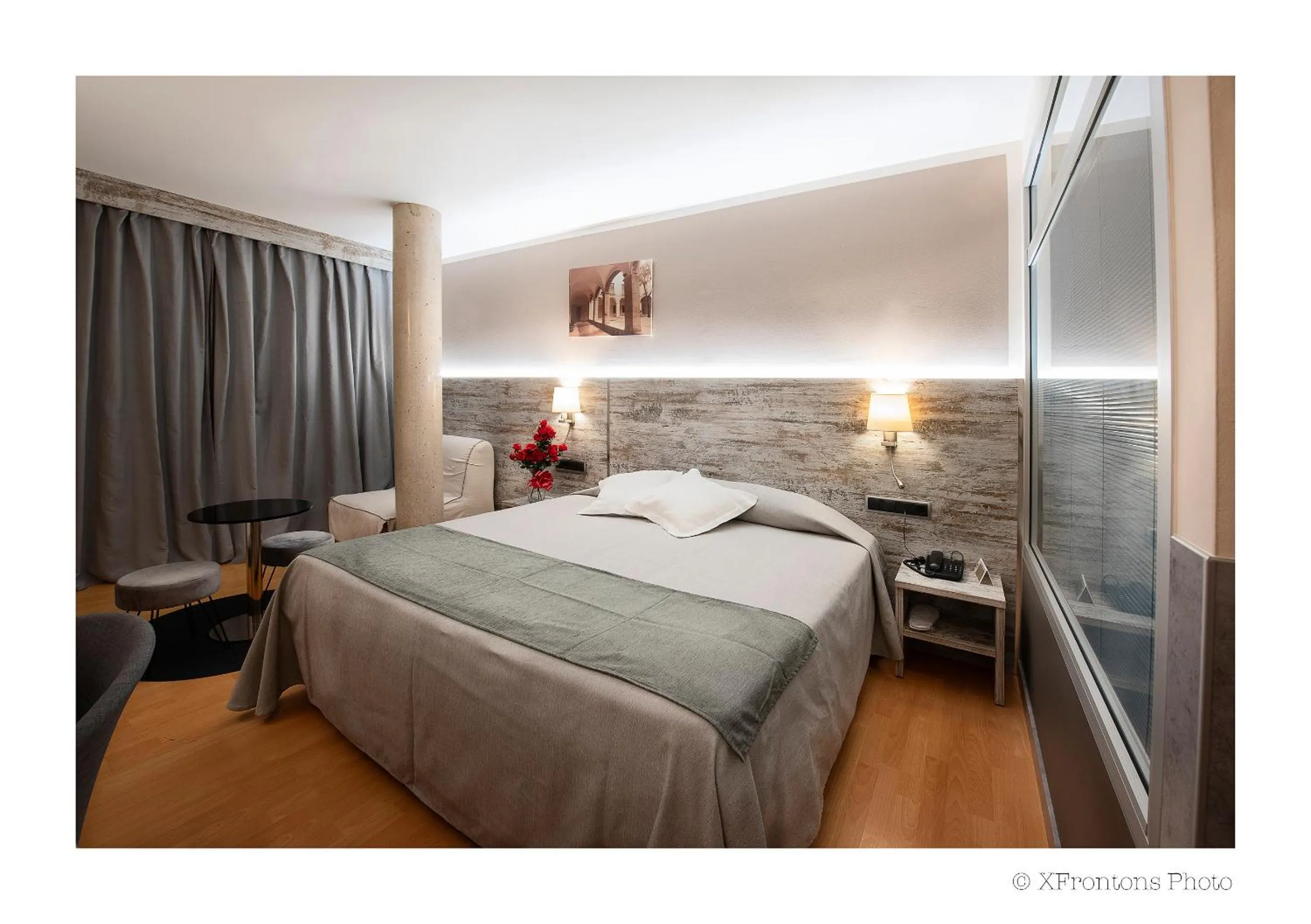 Bed in Hotel Palau de Girona