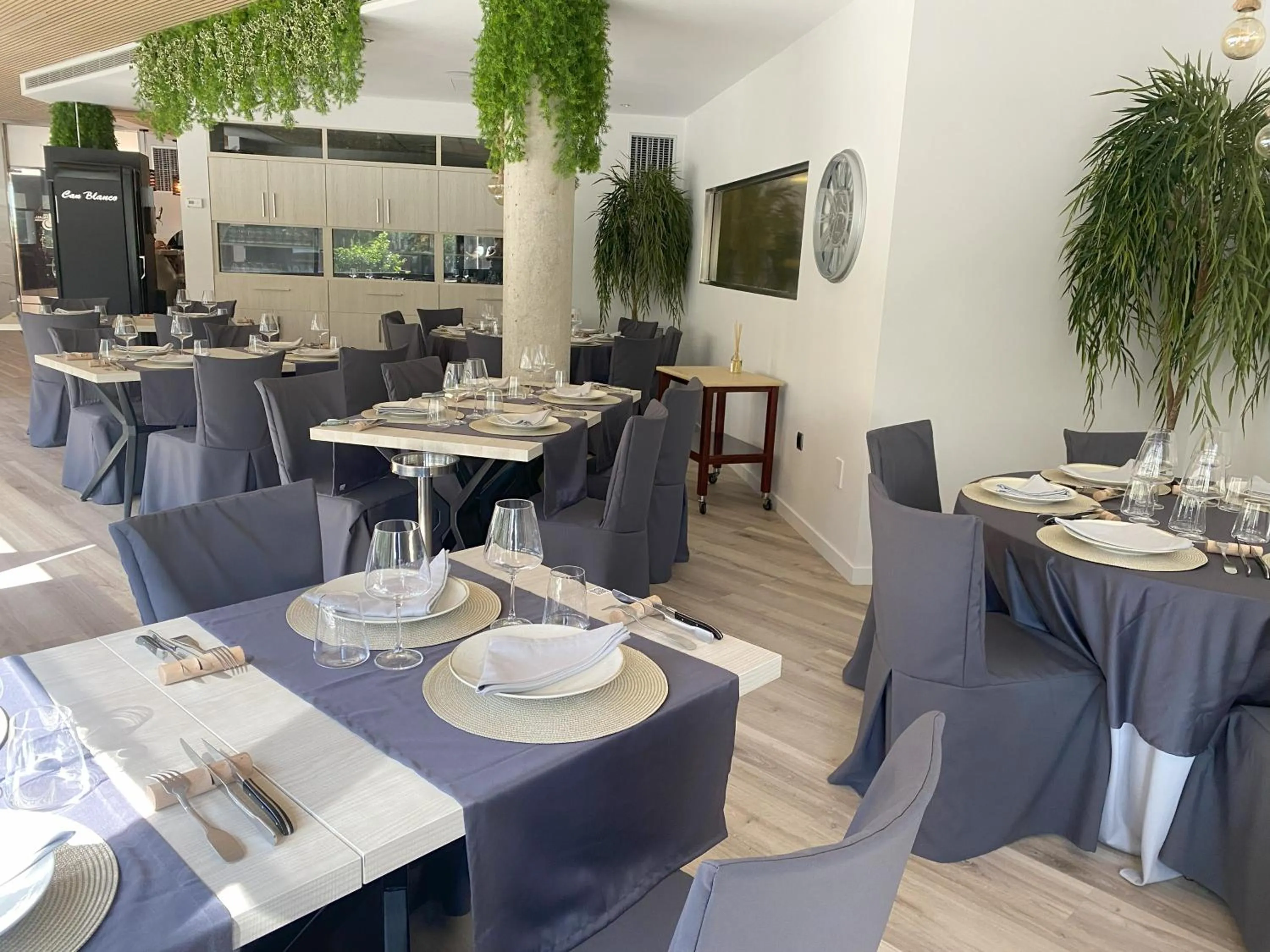 Restaurant/places to eat in Hotel Palau de Girona