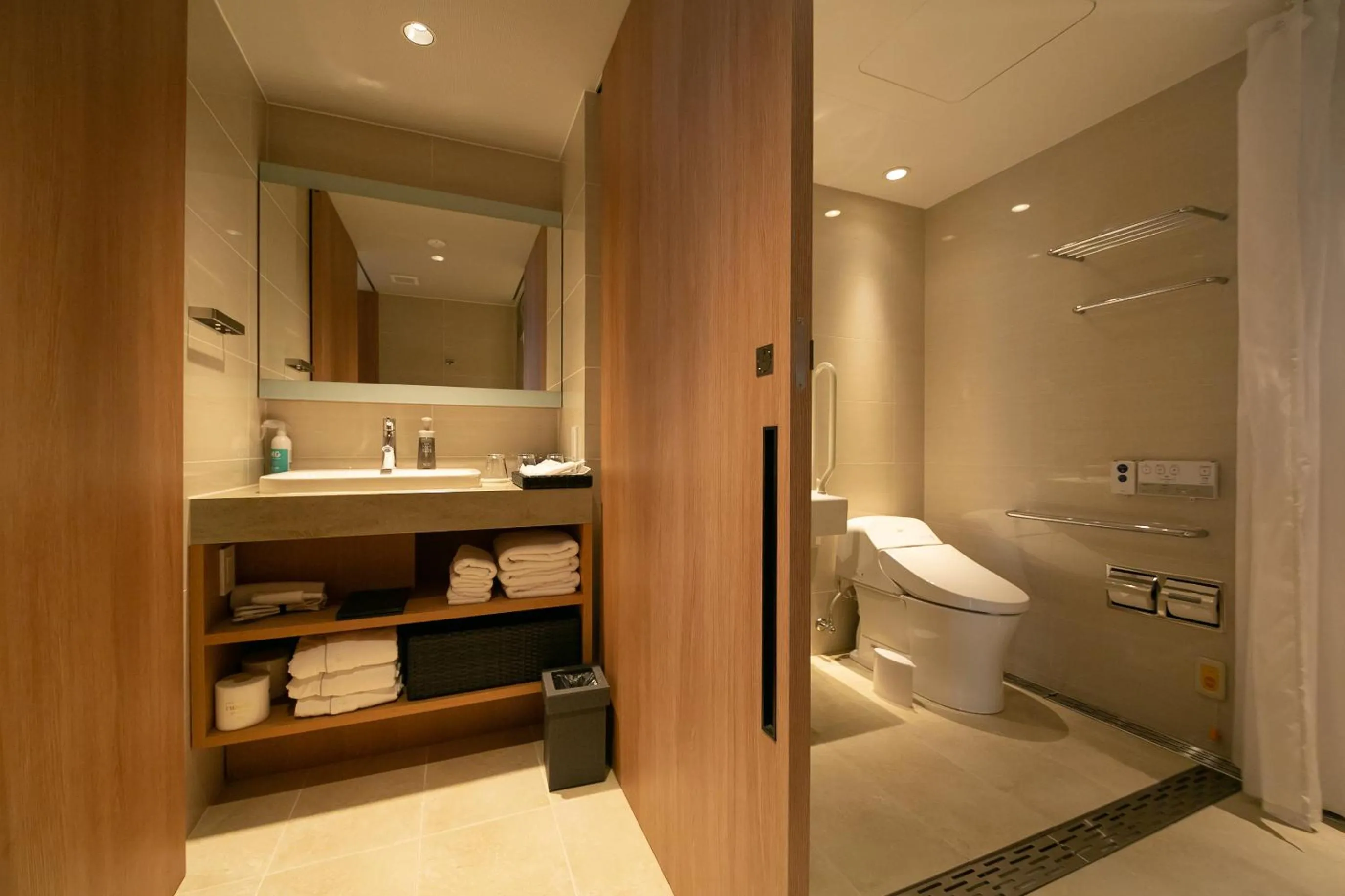 Toilet in THE GENERAL KYOTO Shijou Shinmachi