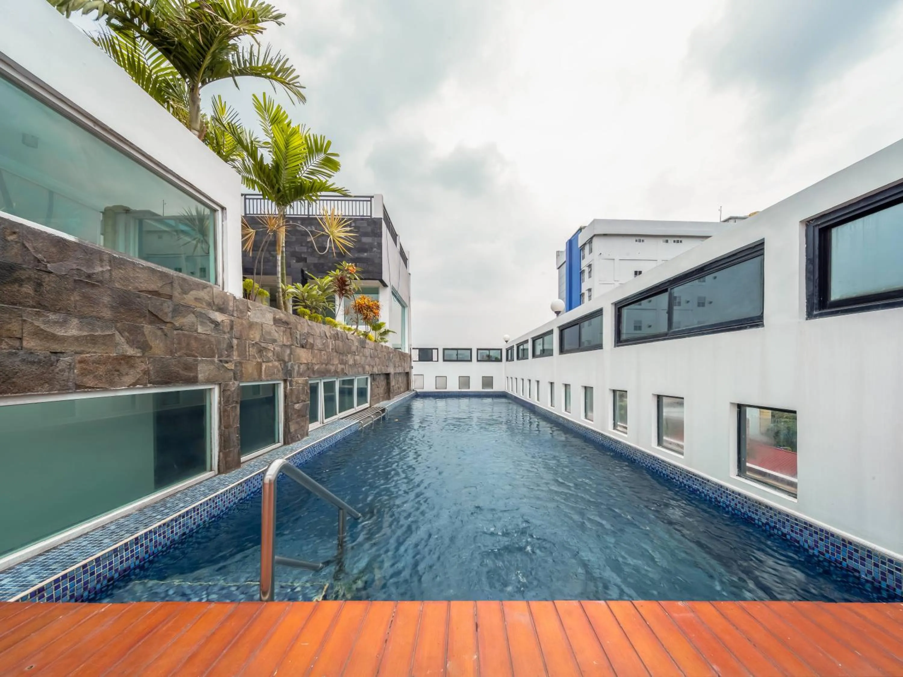 Pool view in Cove Taman