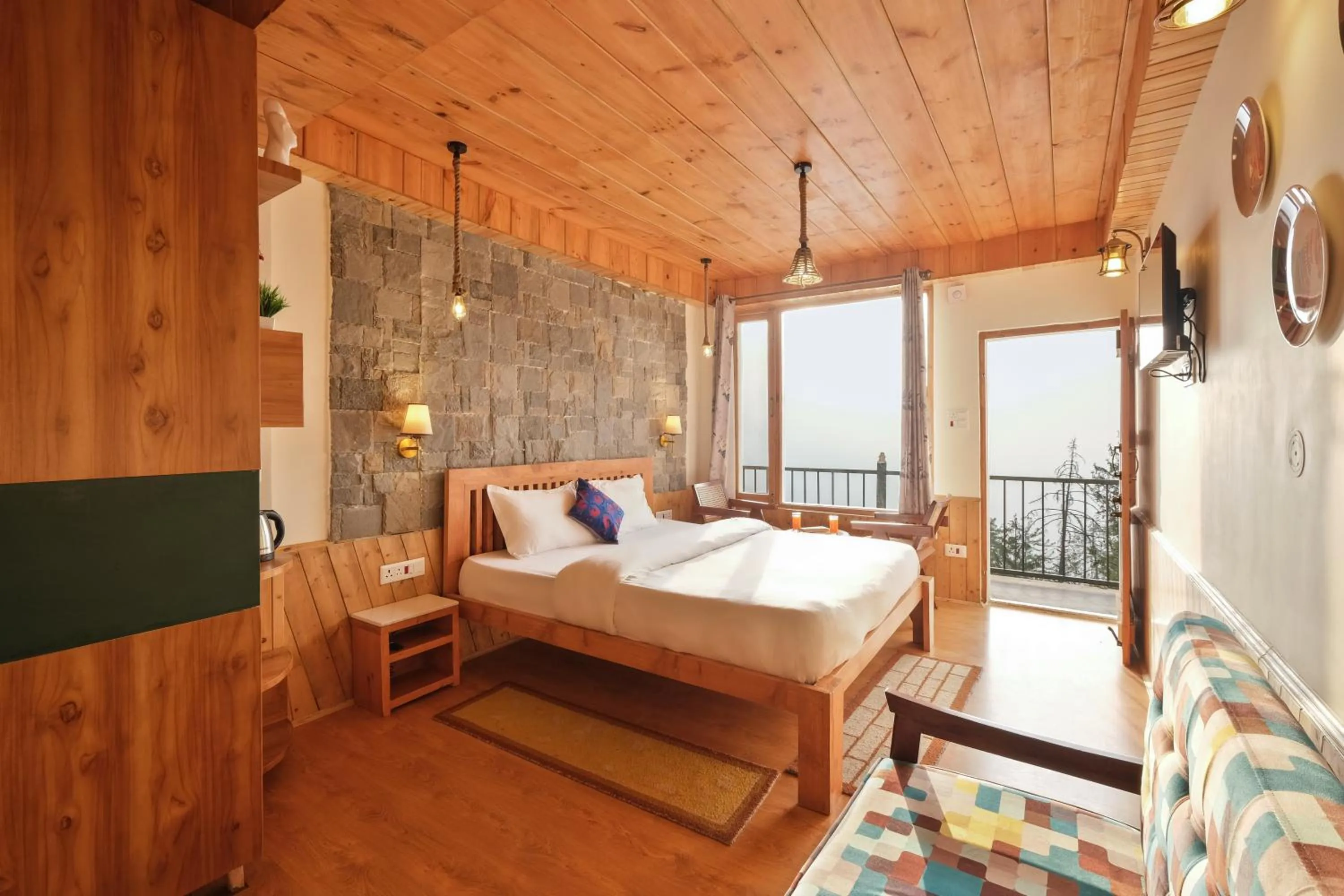 Photo of the whole room, Bed in Jomotel Dayaar - An Apple Orchard Villa