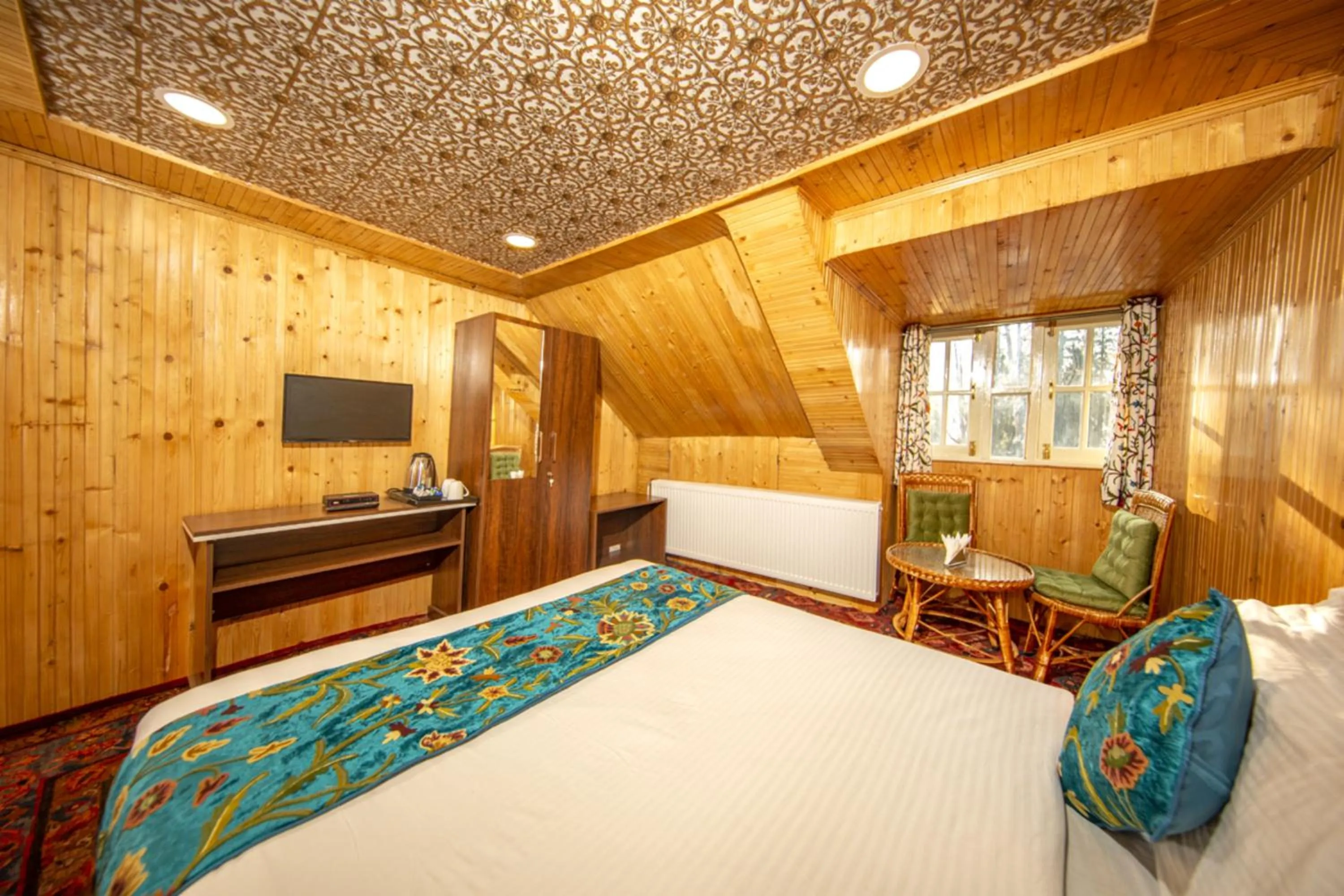 Bed in Gulmarg Ski Hill Resort