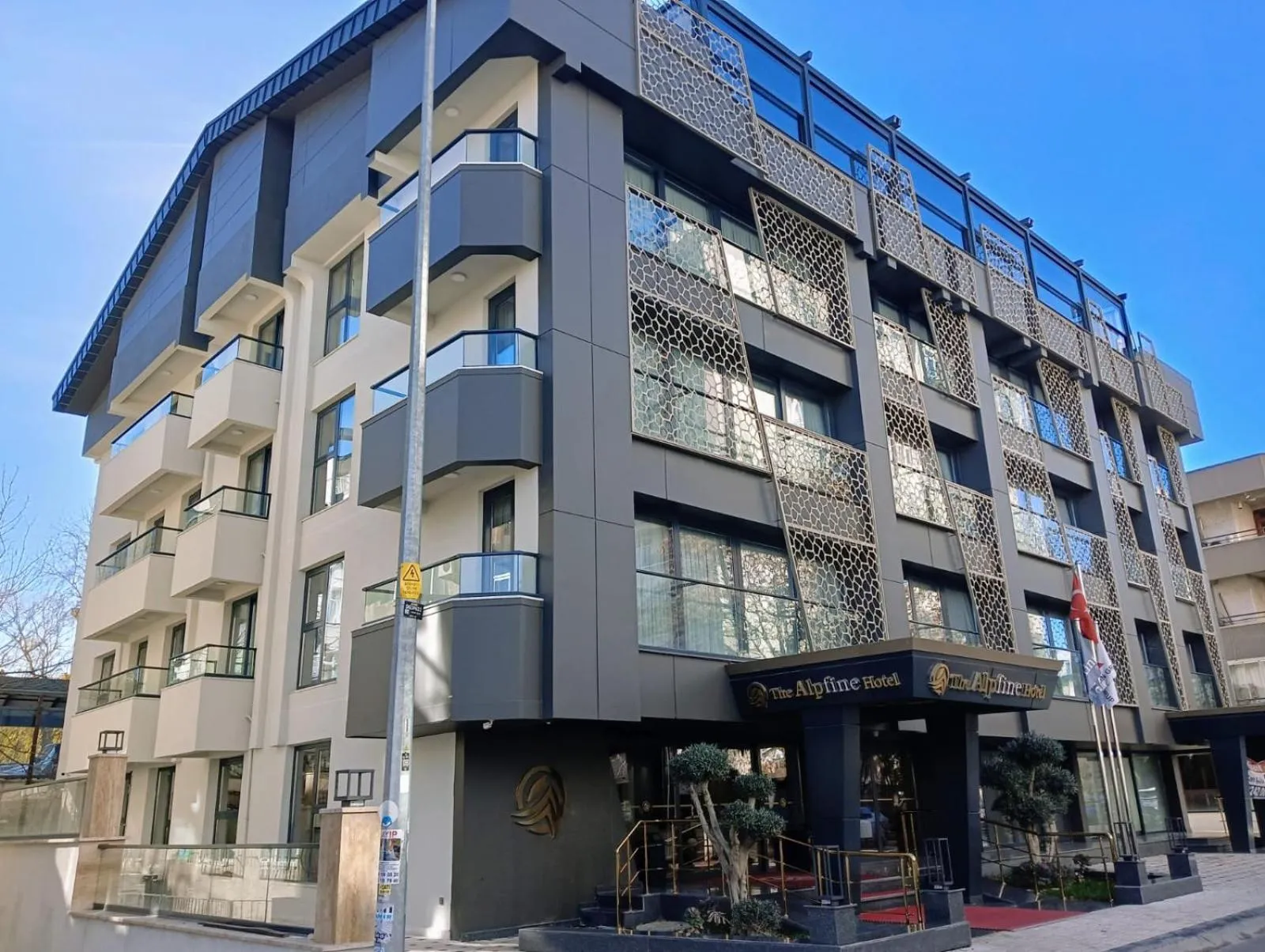 Neighbourhood in The Alpfine Hotel