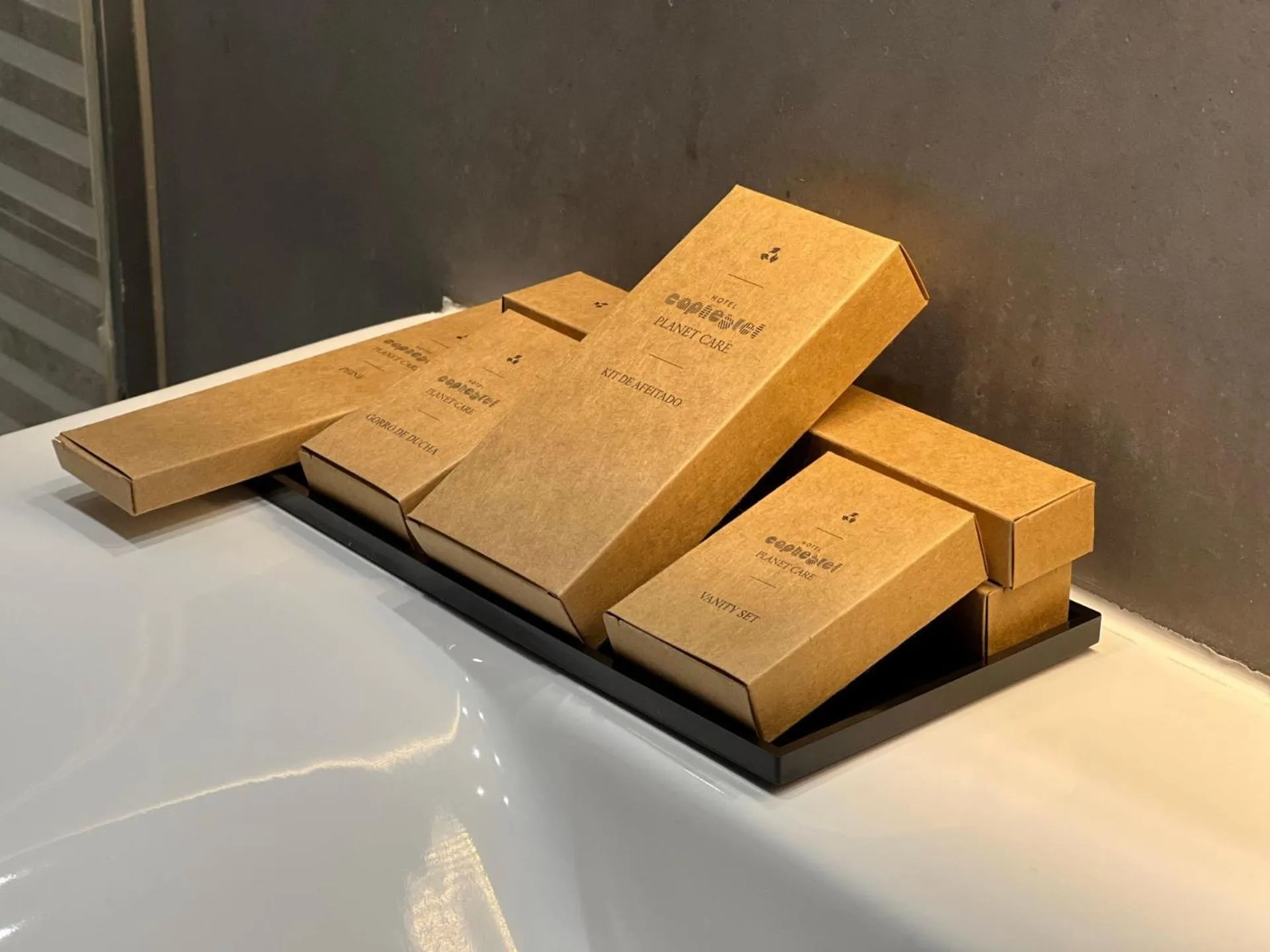 Toilet in Hotel Cap Negret