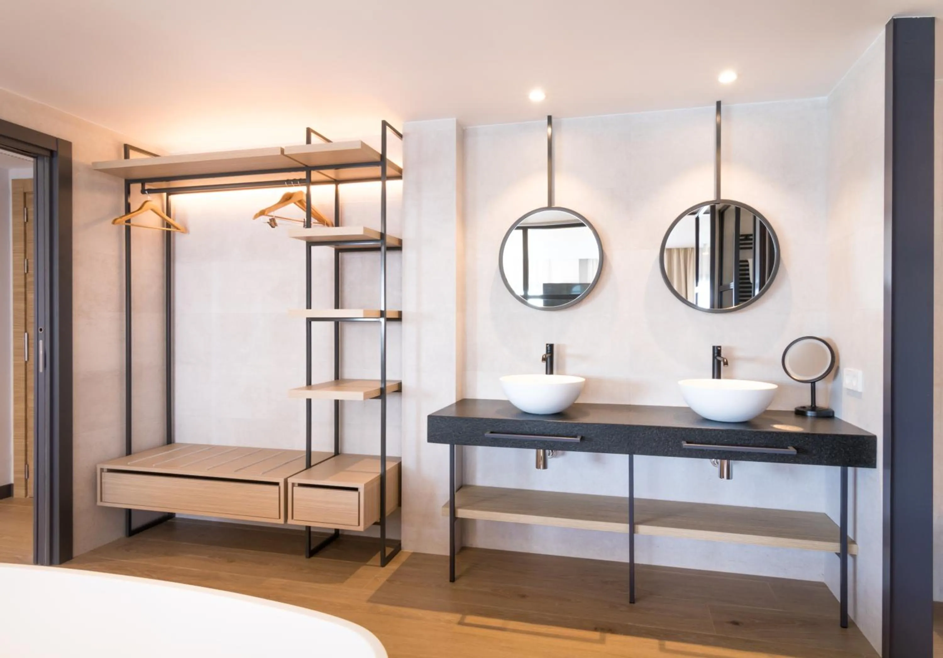 Bathroom, Bed in Hotel Cap Negret