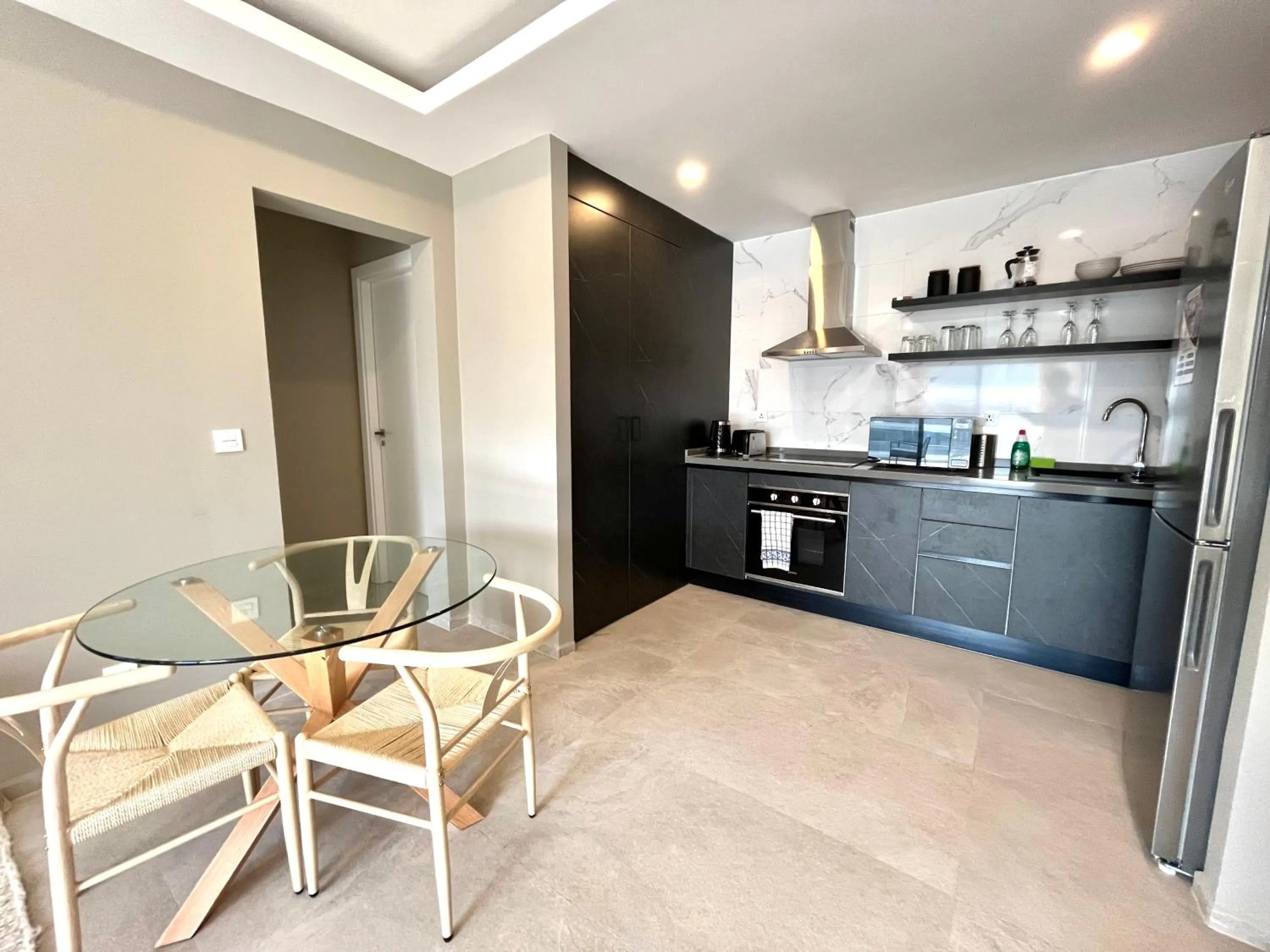 Kitchen or kitchenette in Kololi Sands Apartments