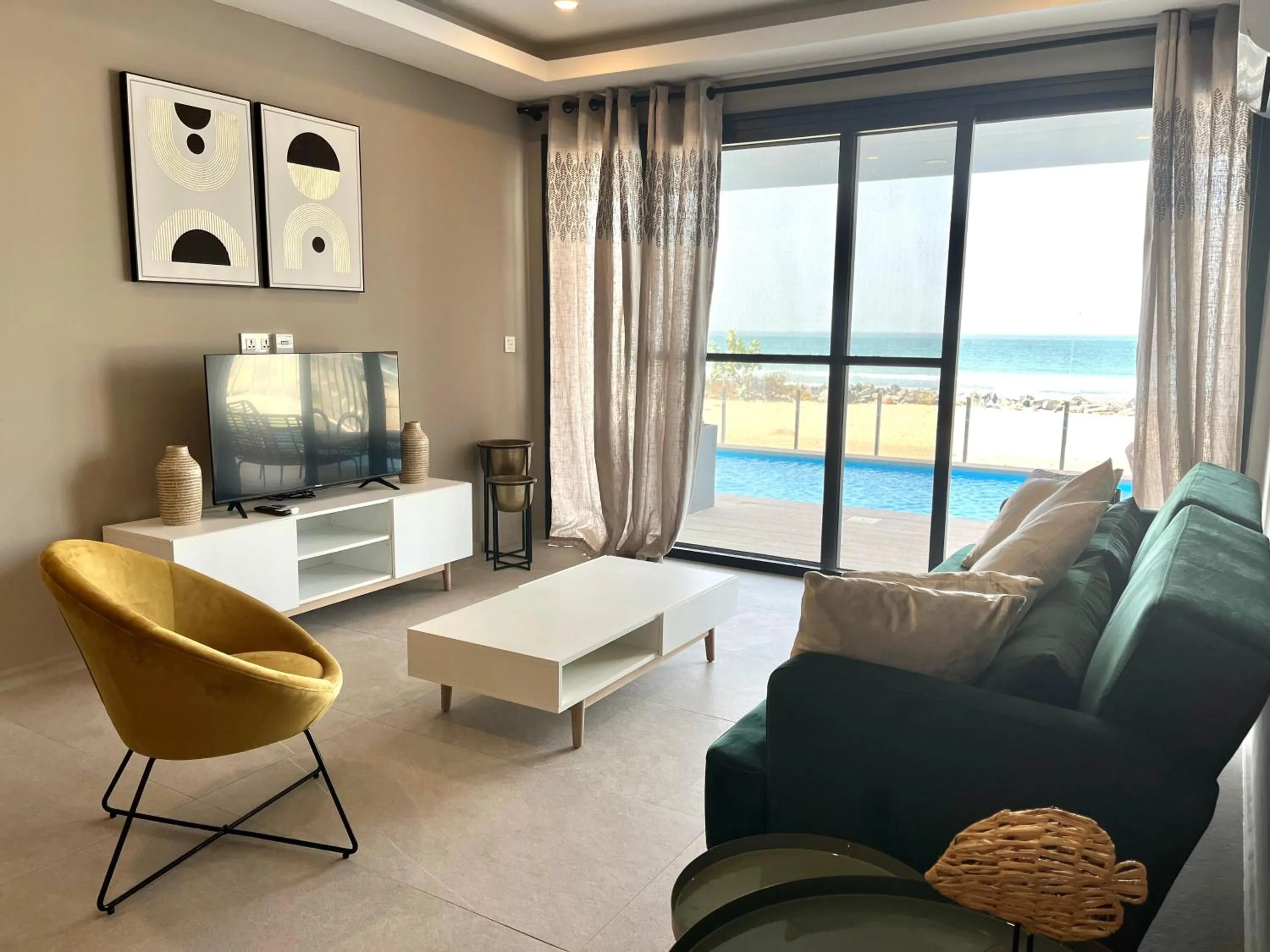 TV and multimedia in Kololi Sands Apartments