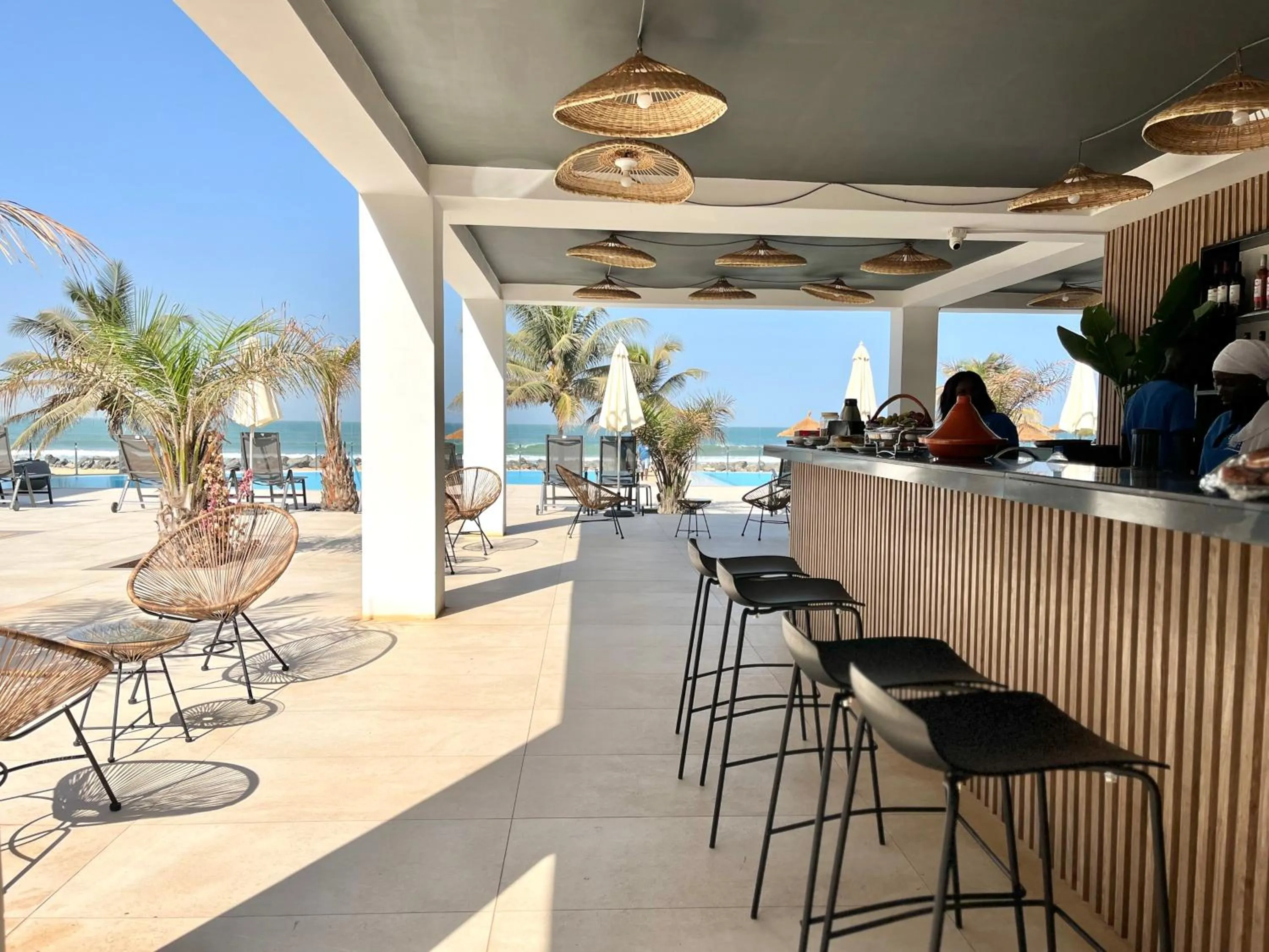 Restaurant/places to eat in Kololi Sands Apartments