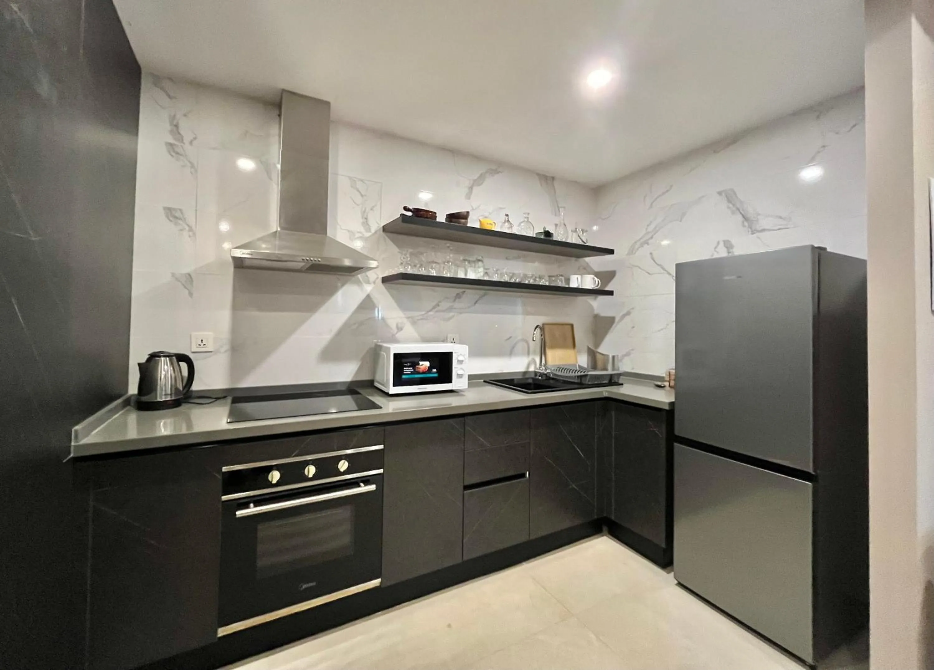 Kitchen or kitchenette in Kololi Sands Apartments