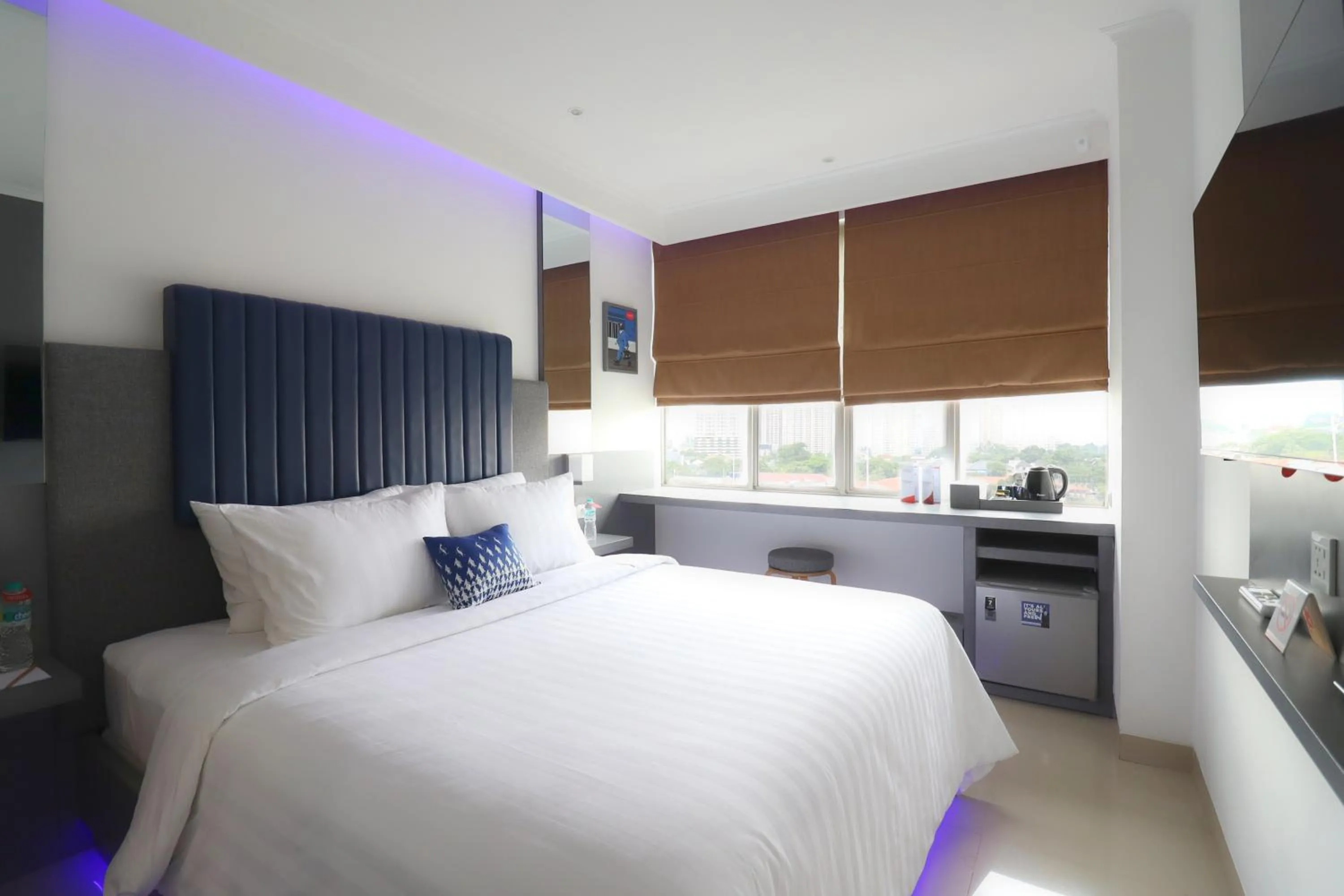 Bedroom, Bed in Everyday Smart Hotel Mayestik