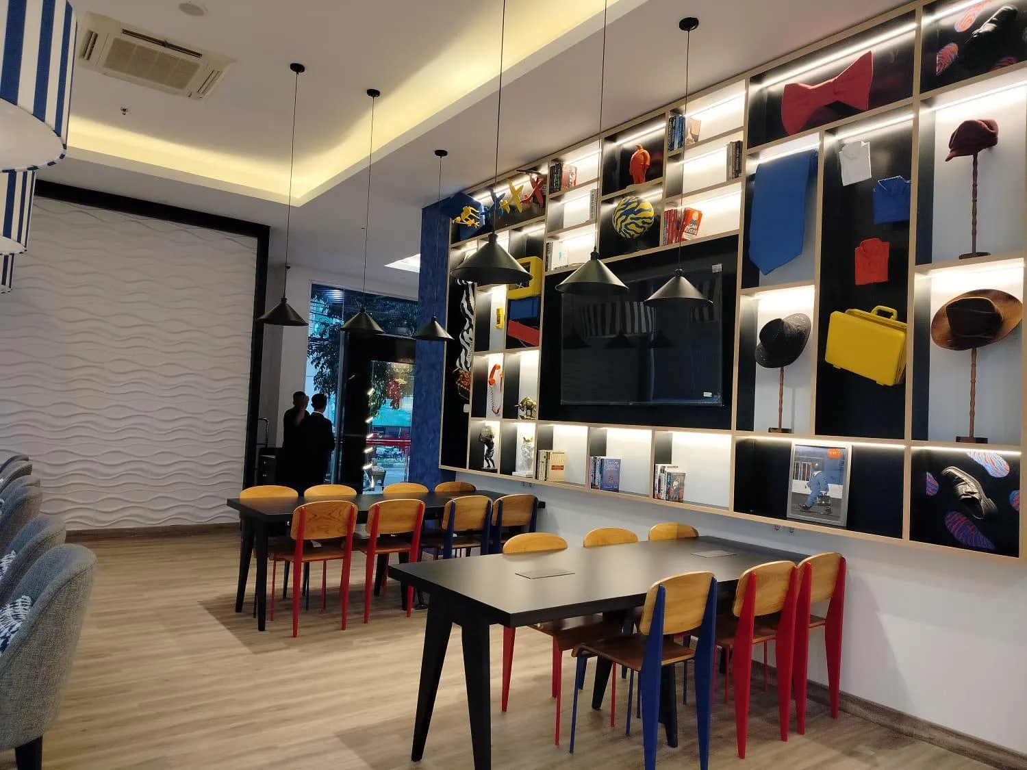Area and facilities in Everyday Smart Hotel Mayestik