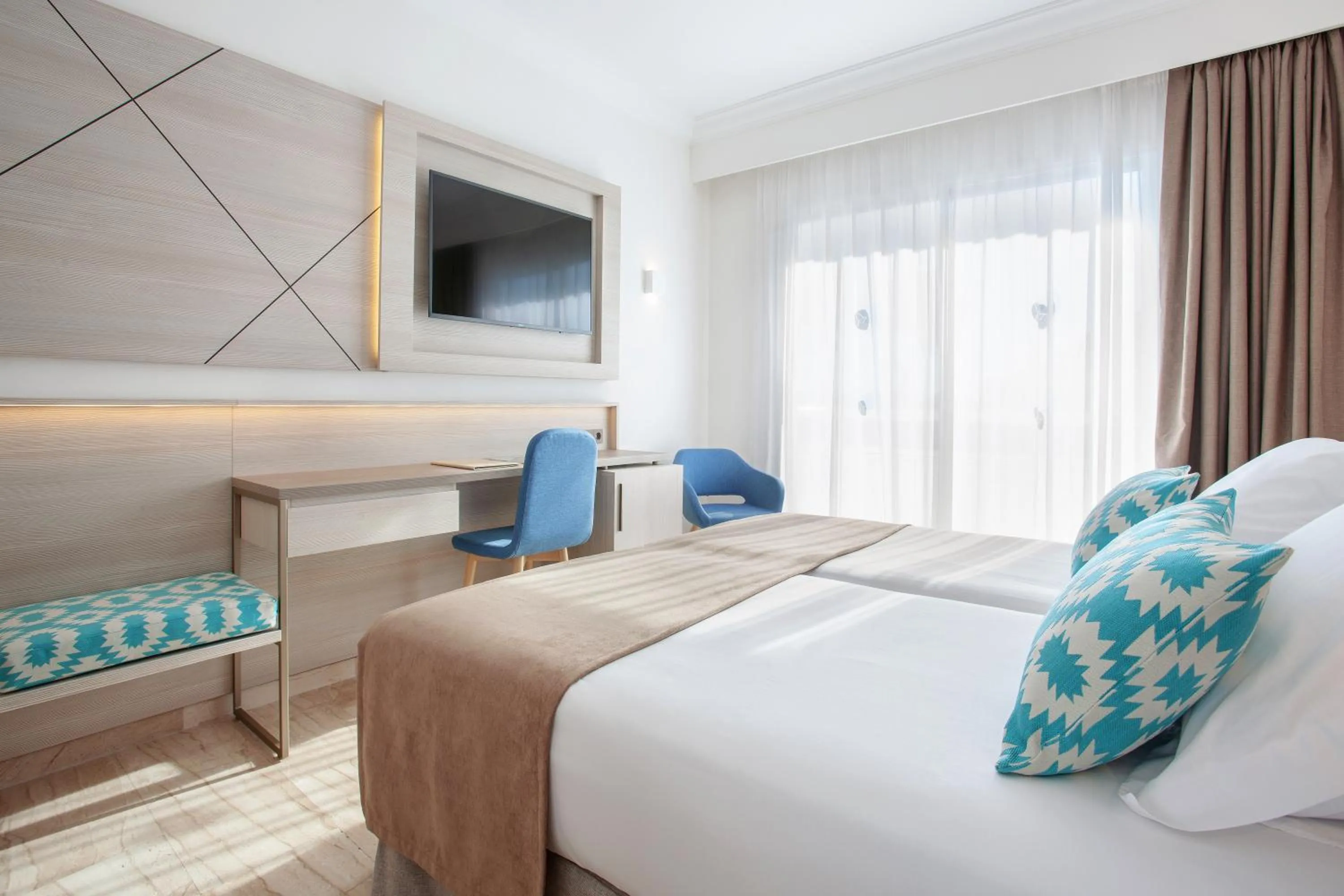 Bedroom, Bed in Grupotel Los Príncipes & Spa