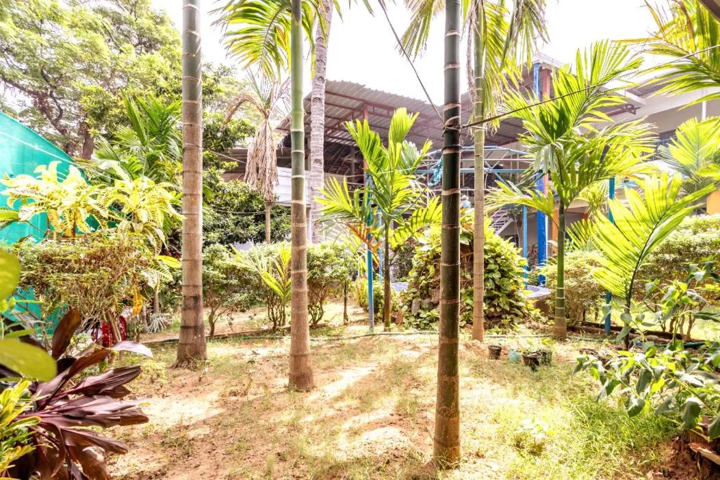 Casanova by the Sea - Just a walk away to Canacona Beach