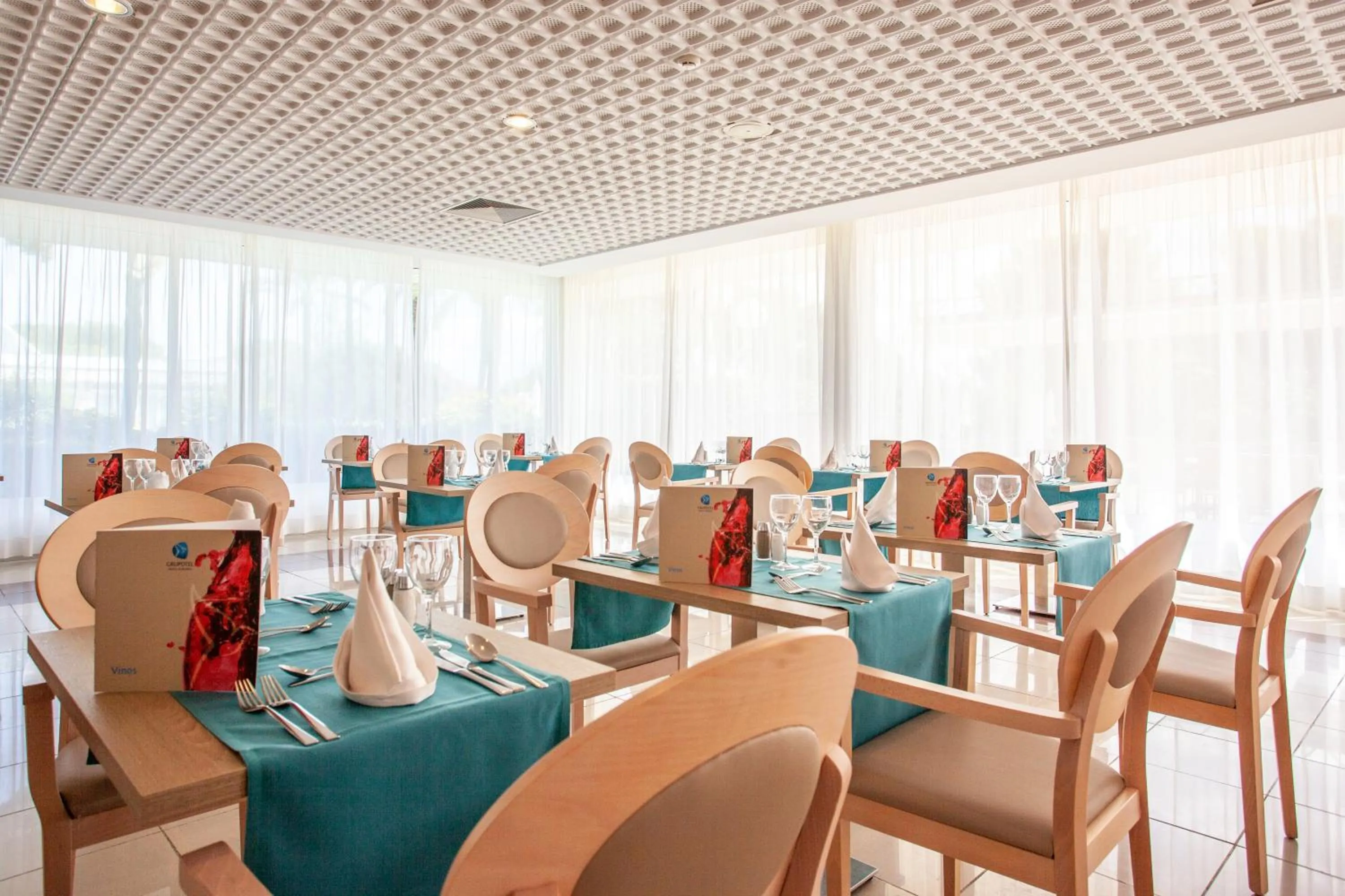 Restaurant/places to eat in Grupotel Gran Vista & Spa