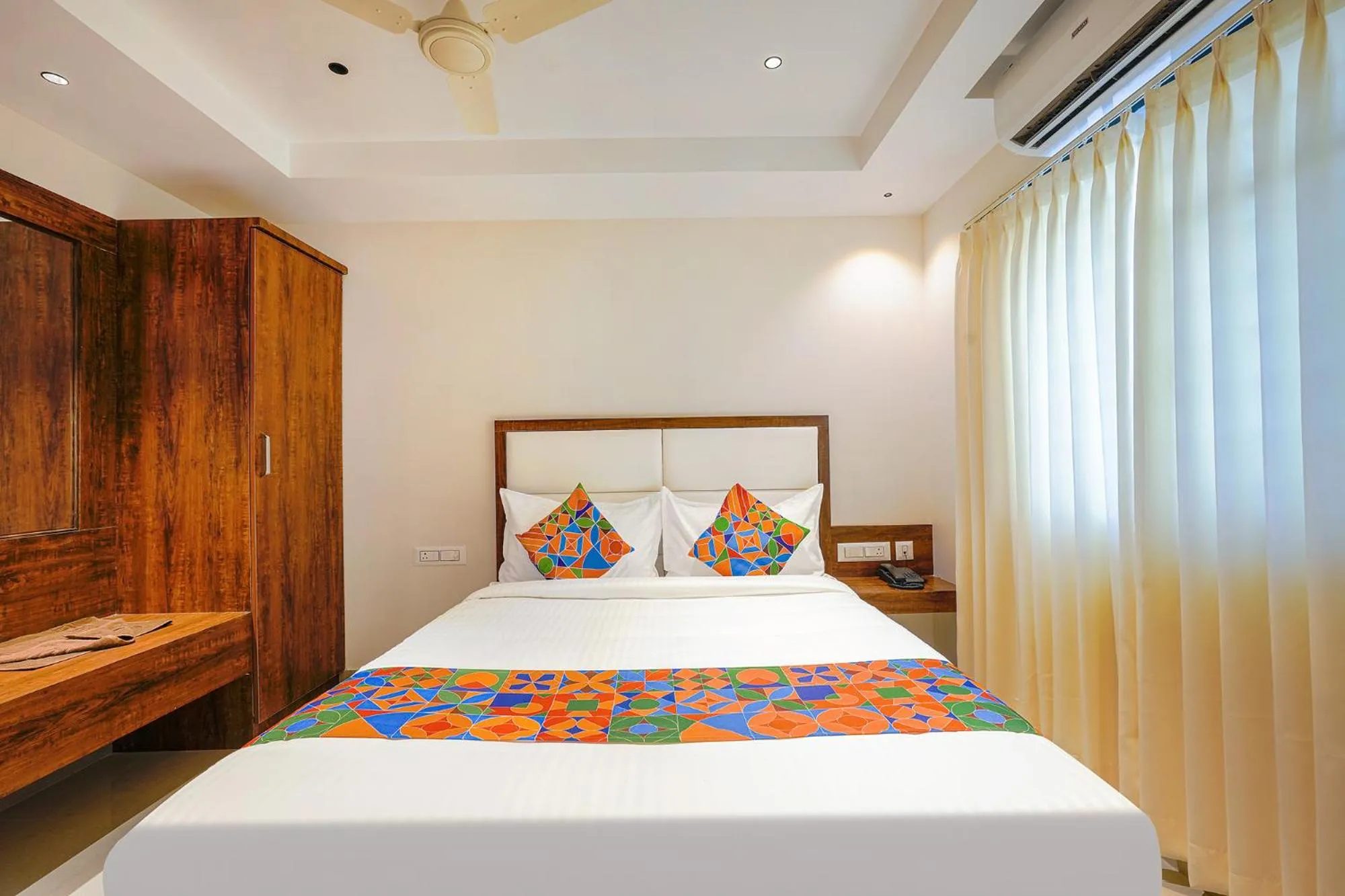 Bed in FabHotel Phoenix Brookfield - Nr Kundalahalli Main Road