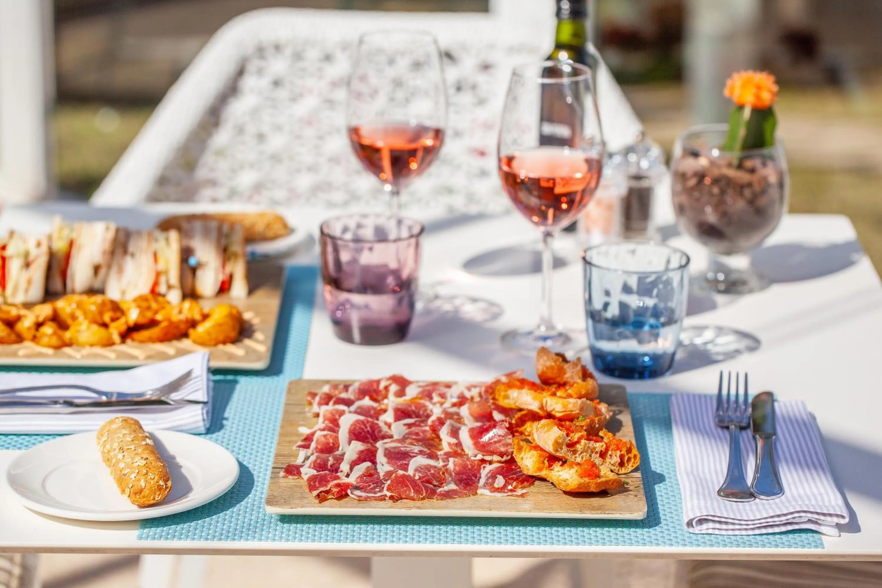 Food and drinks in Grupotel Parc Natural & Spa