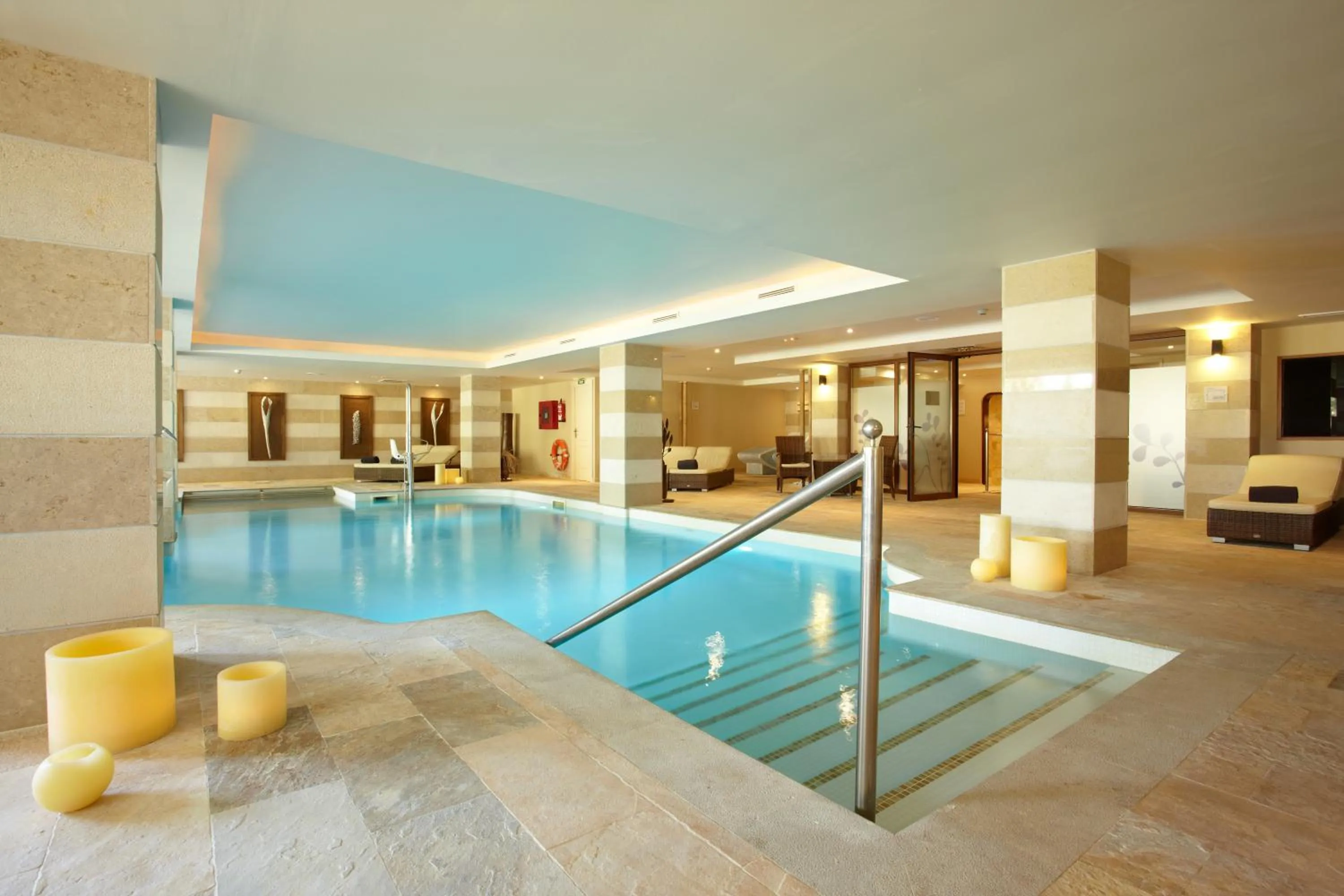 Swimming pool in Grupotel Parc Natural & Spa