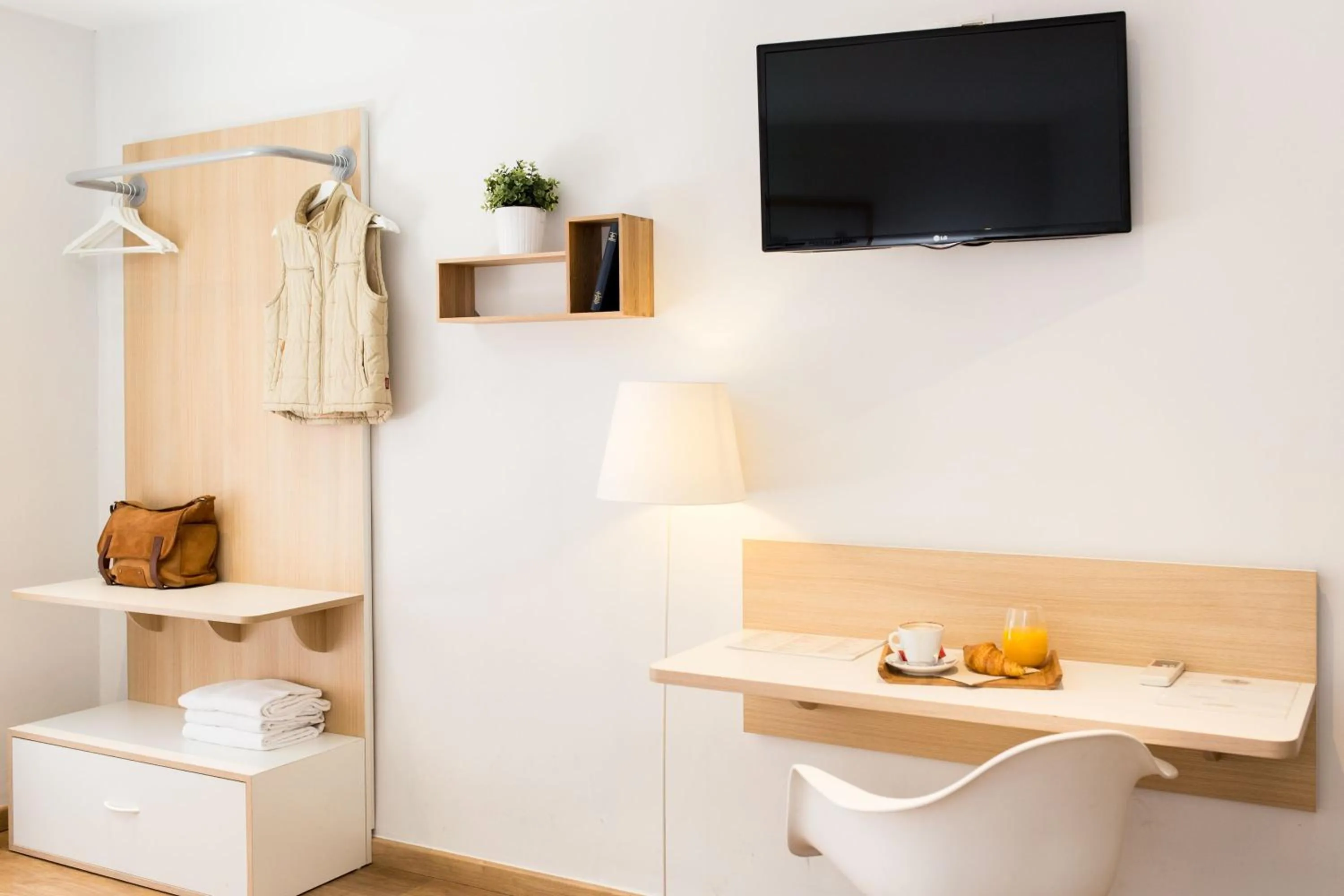 Photo of the whole room in Rooms Ciencias