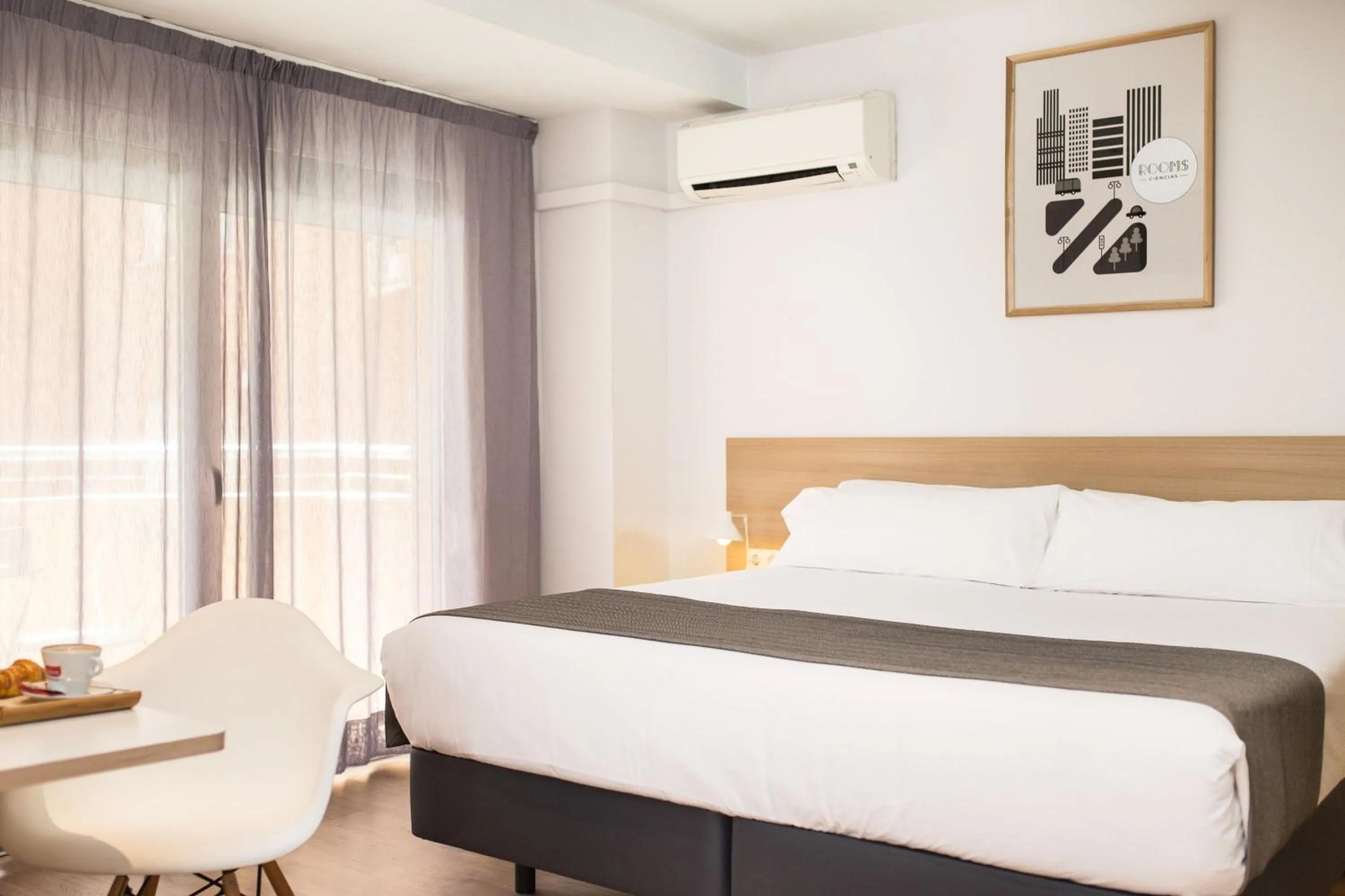 Photo of the whole room, Bed in Rooms Ciencias