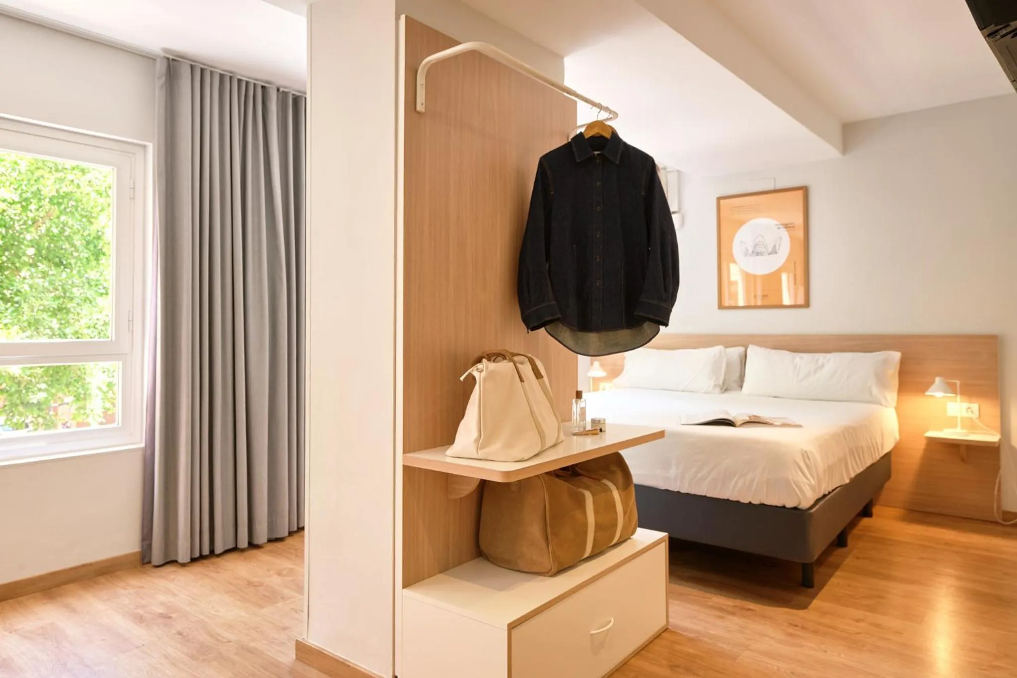 Bedroom, Bed in Rooms Ciencias