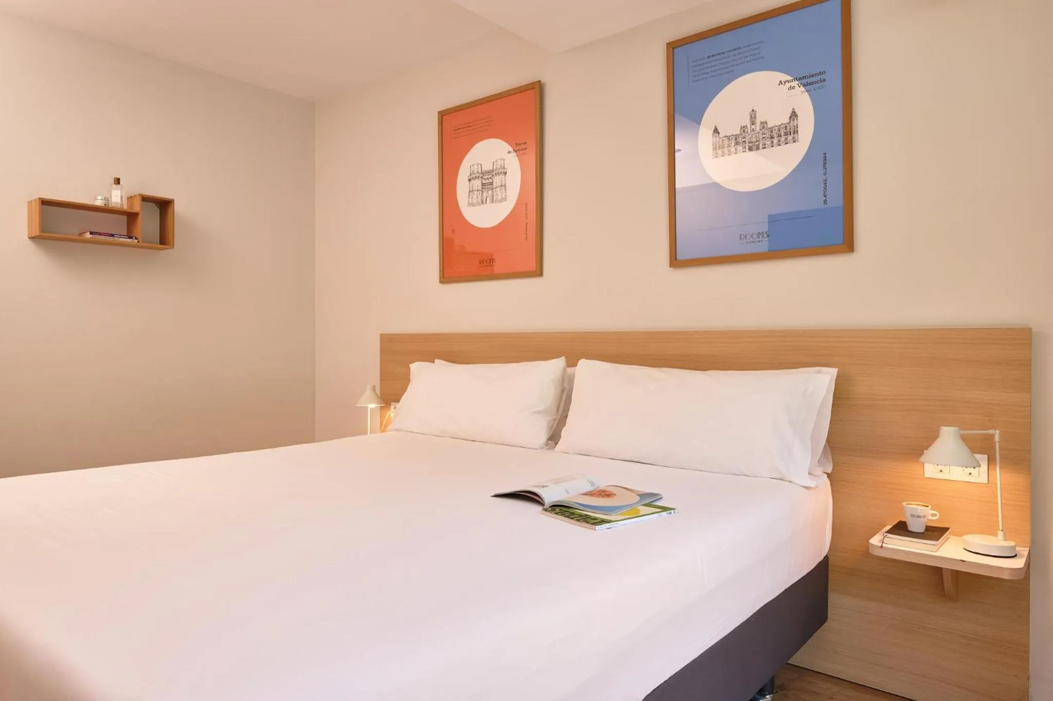 Bedroom, Bed in Rooms Ciencias