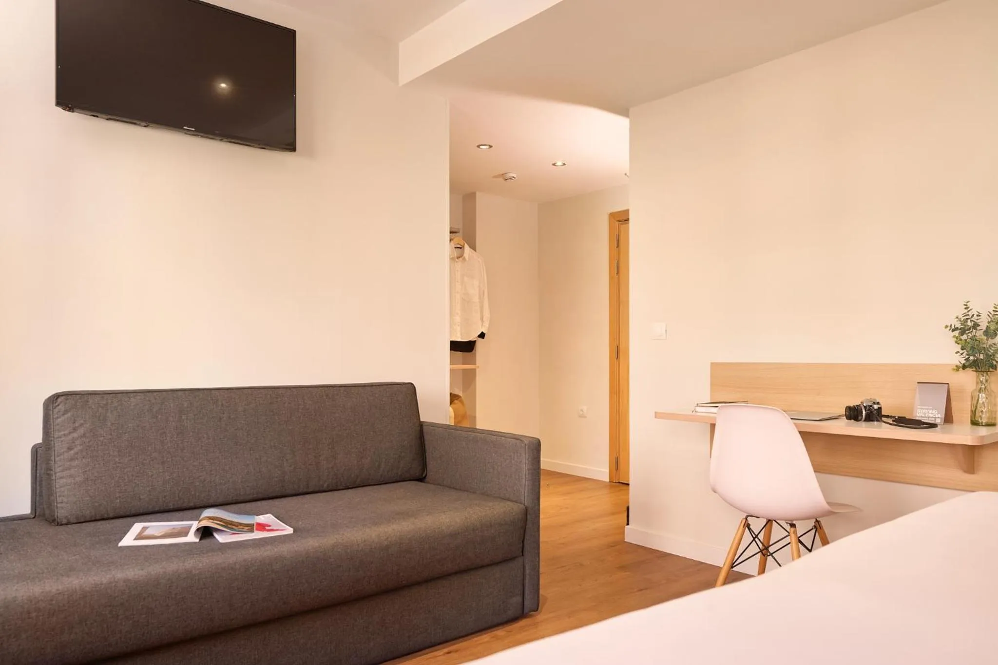 Bedroom in Rooms Ciencias