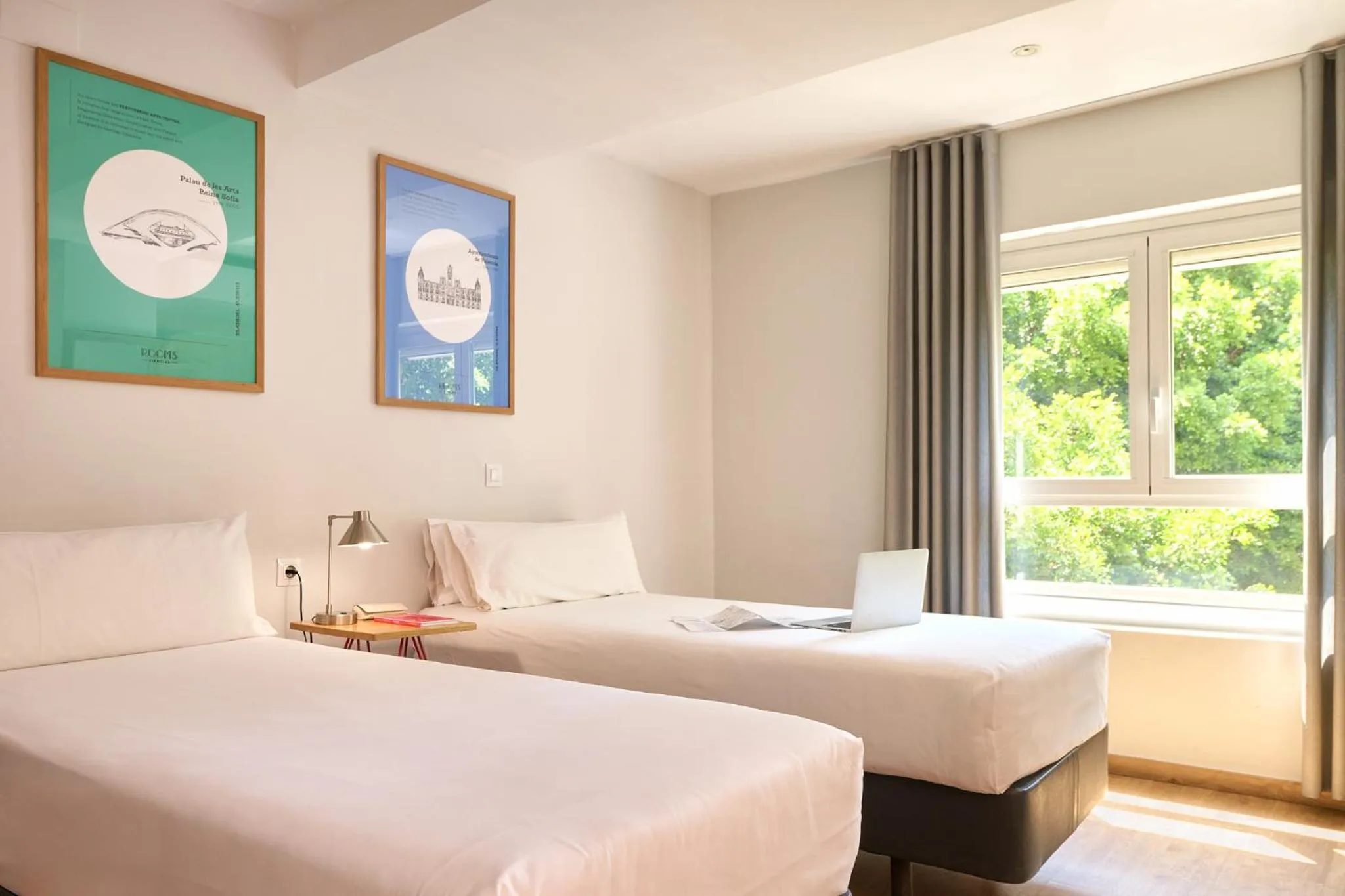 Bedroom, Bed in Rooms Ciencias