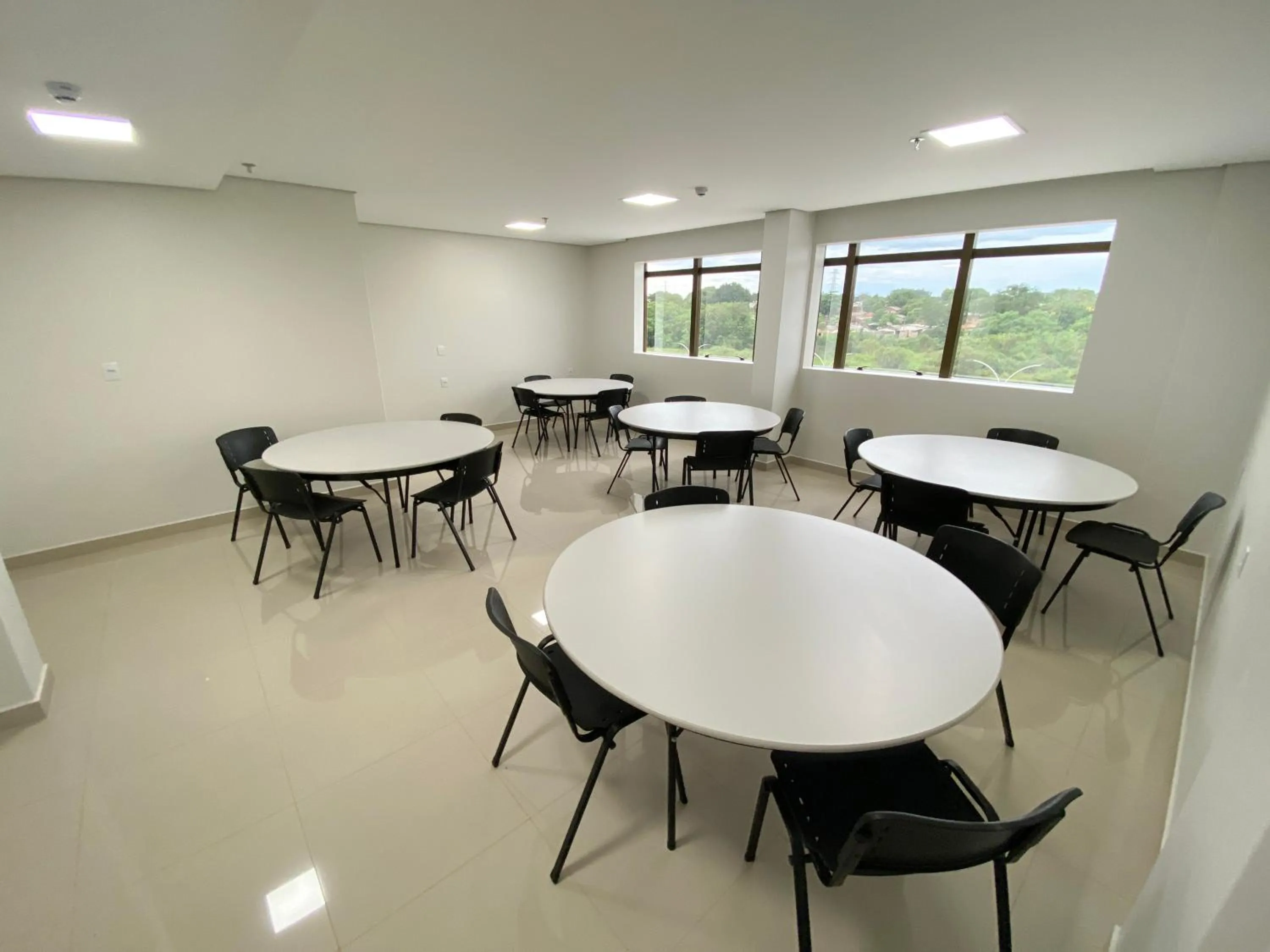 Meeting/conference room in Trento Hotel Guaíra by Unna