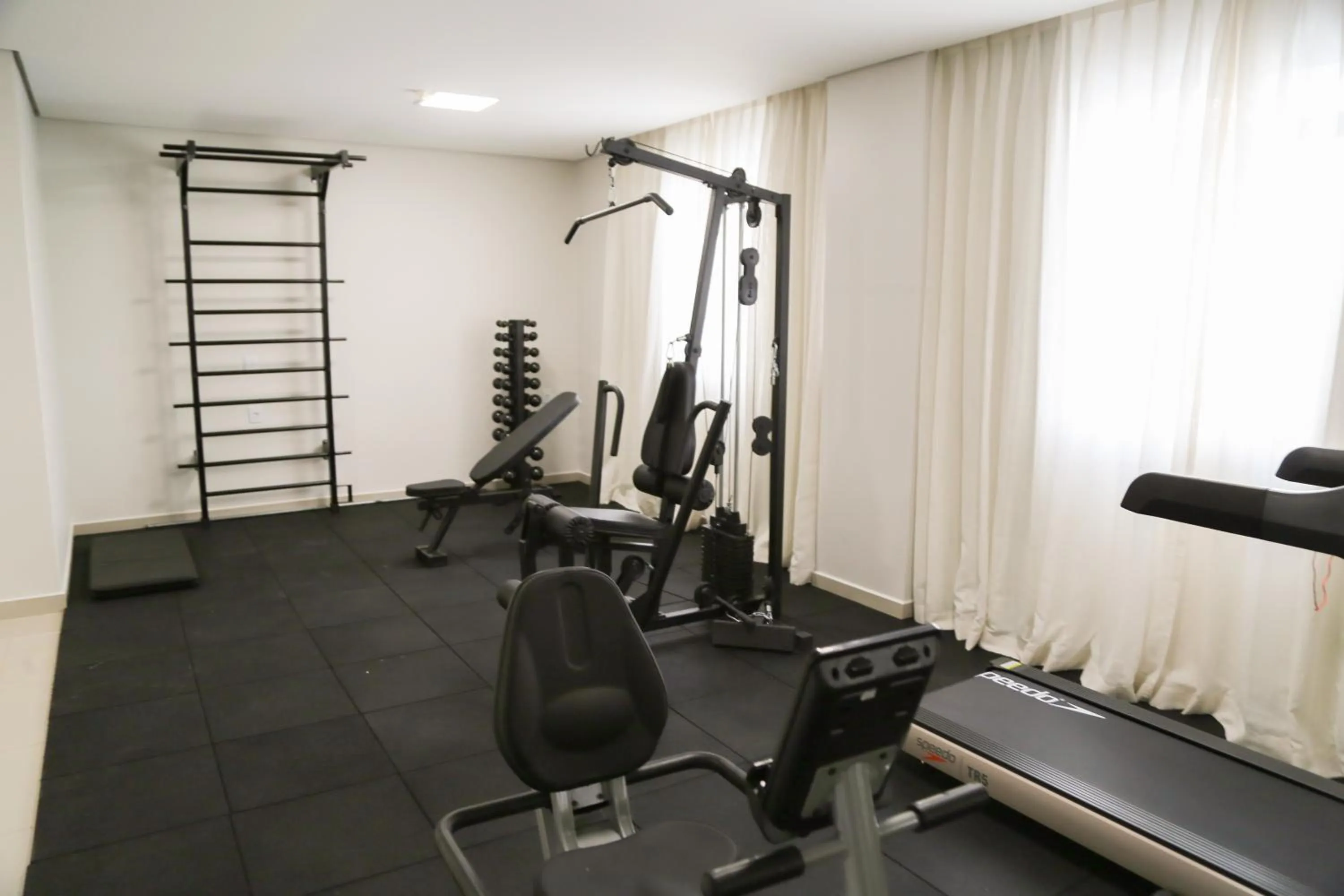 Fitness centre/facilities in Trento Hotel Guaíra by Unna