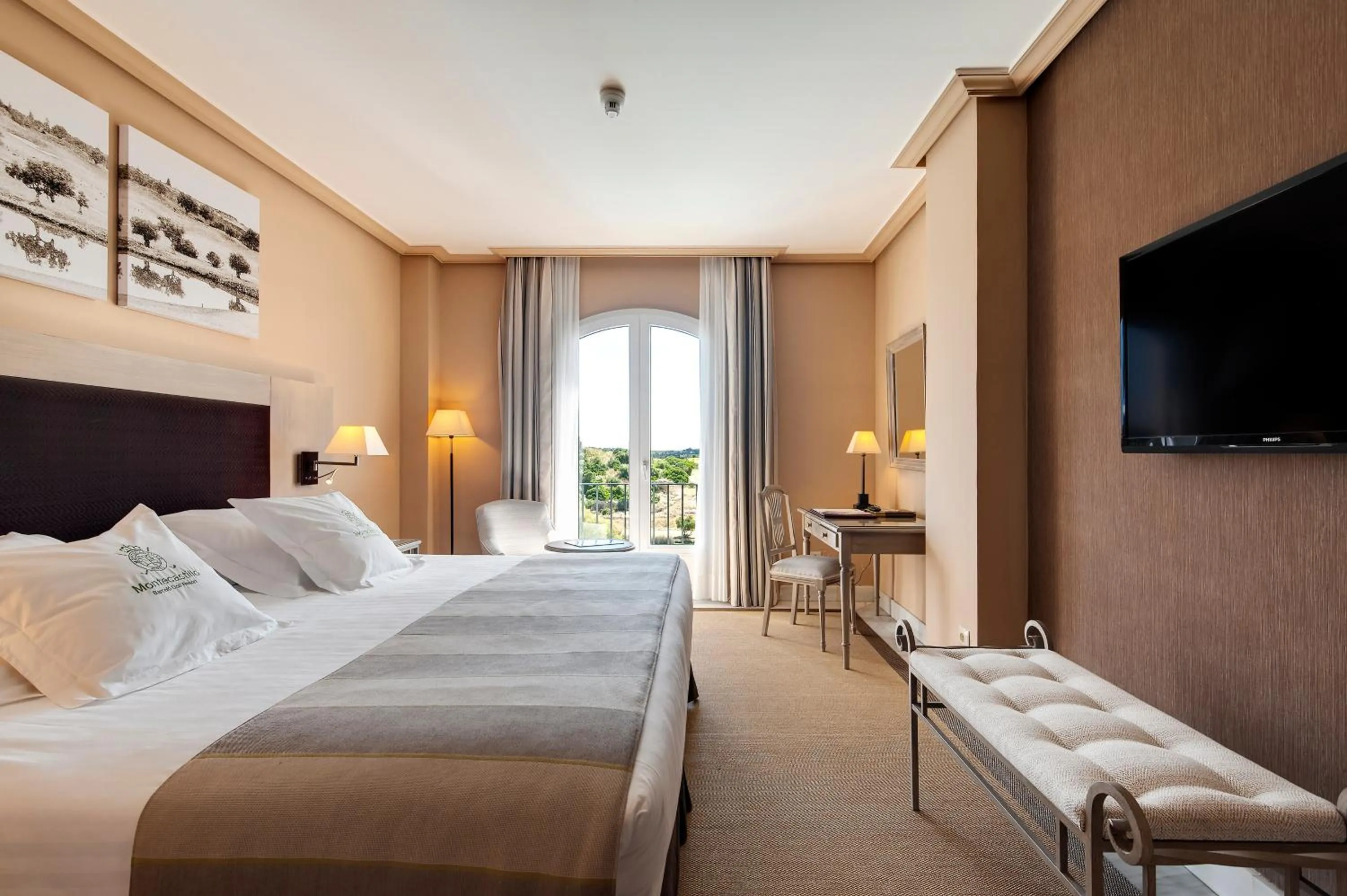 Bedroom, Bed in Barceló Montecastillo Golf