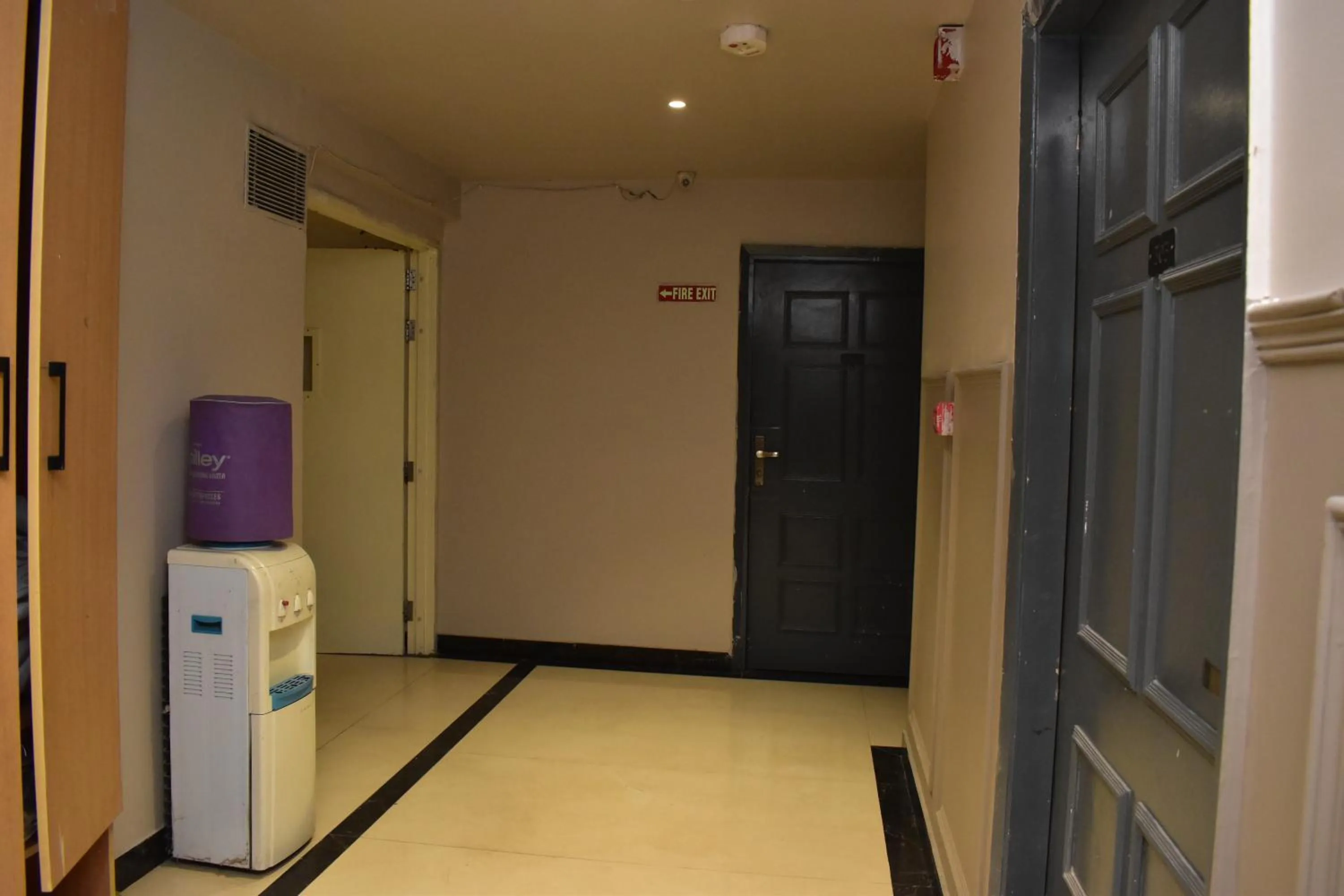 Property building in Qotel Comfort Golden Saffron Punjabi Bagh New Delhi
