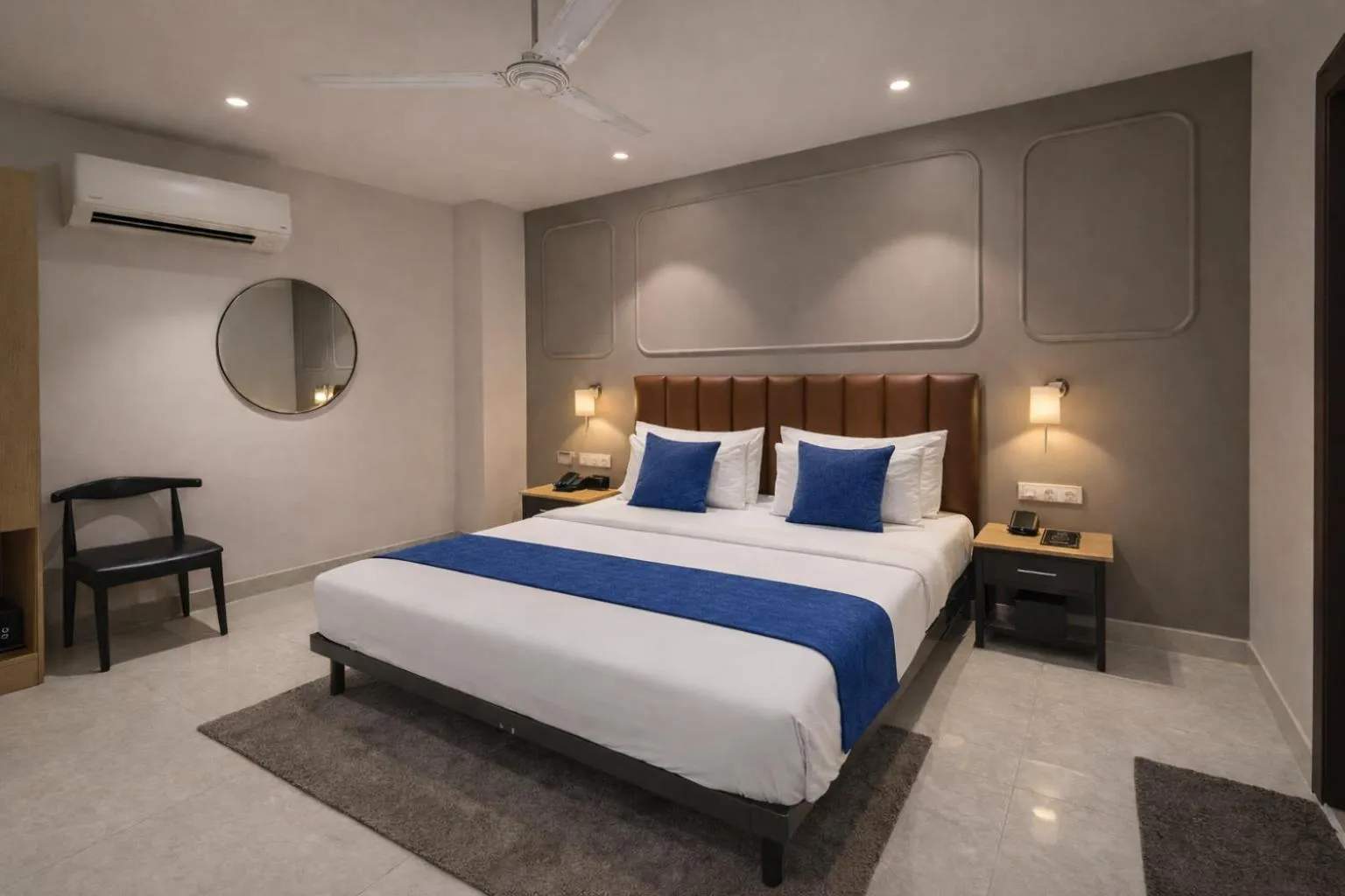 Bed in Qotel Comfort Golden Saffron Punjabi Bagh New Delhi
